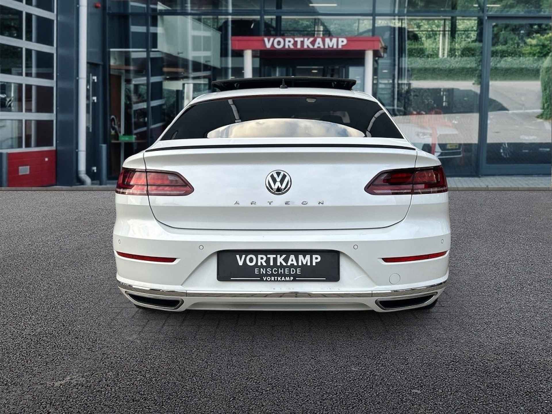 VOLKSWAGEN Arteon 1.5 TSI DSG R-LINE PANO-DAK/TREKHAAK/NAVI/CARPLAY/PDC/STOELVERW - 6/28