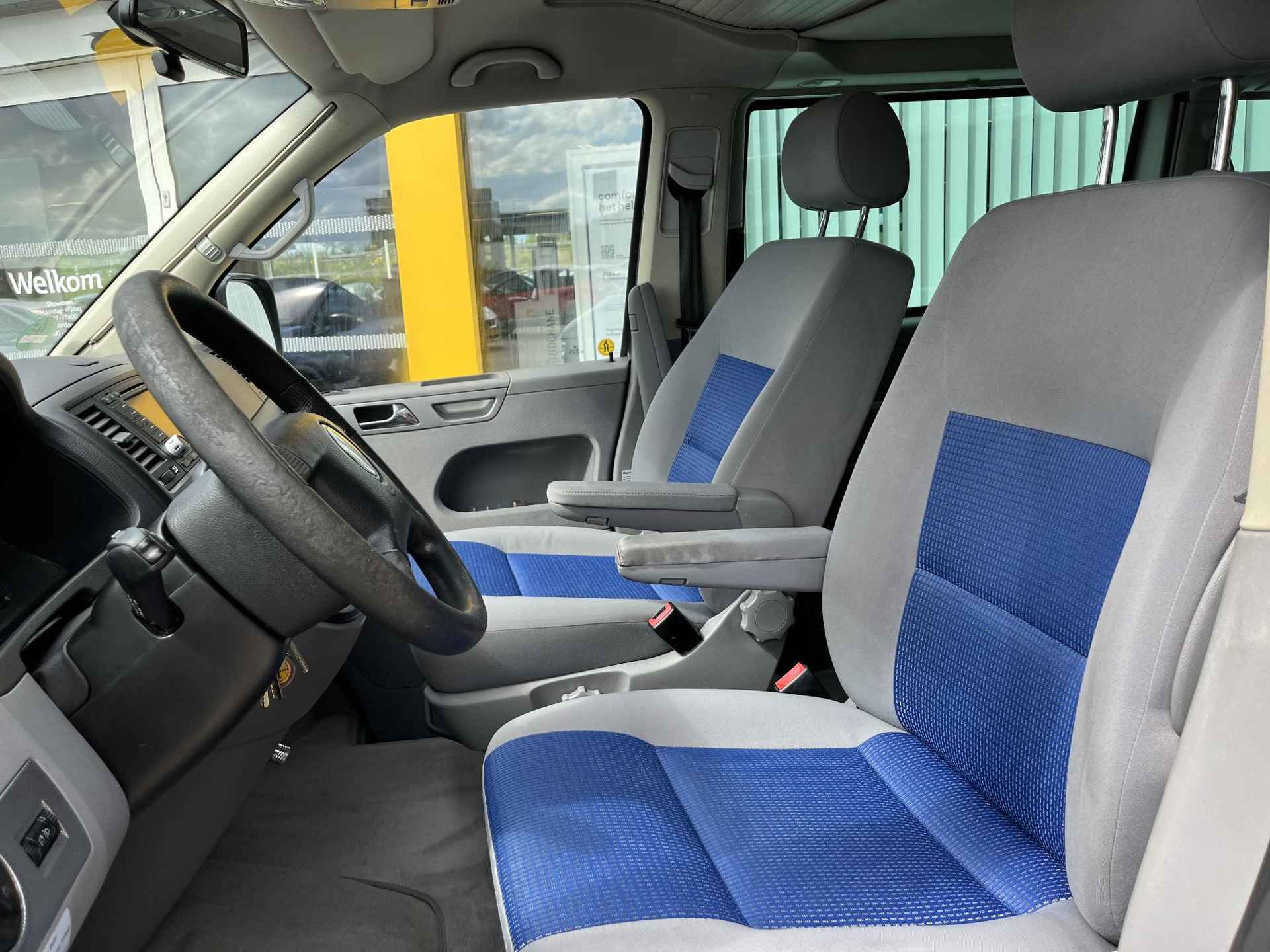 Volkswagen California Buscamper 2.5 TDI , Luifel, Stoelverwarming, Climate Control, Lichtmetalen velgen, Compacte koelkast, Kookmogelijkheid - 6/30