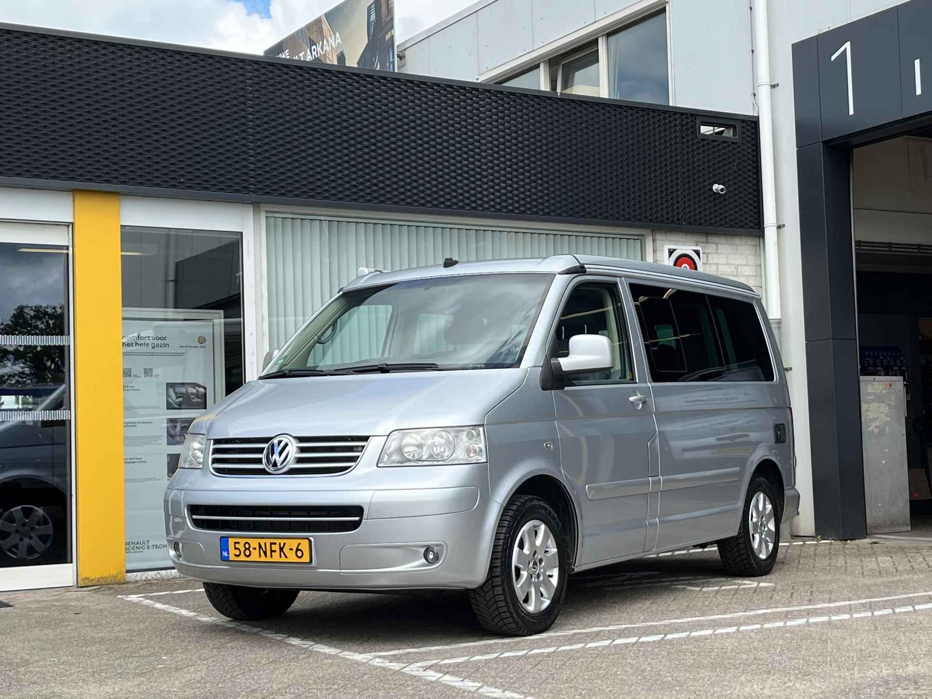 Volkswagen California Buscamper 2.5 TDI , Luifel, Stoelverwarming, Climate Control, Lichtmetalen velgen, Compacte koelkast, Kookmogelijkheid - 16/30