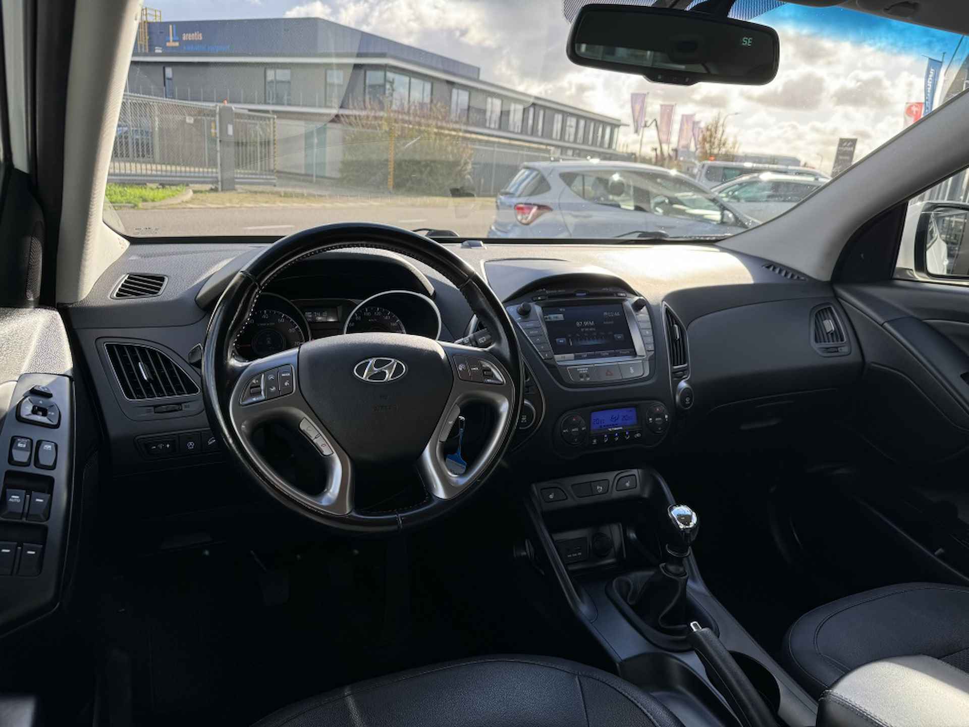 Hyundai ix35 1.6i GDI Go! | Navigatie | Achteruitrijcamera | Stoelverwarming - 17/32