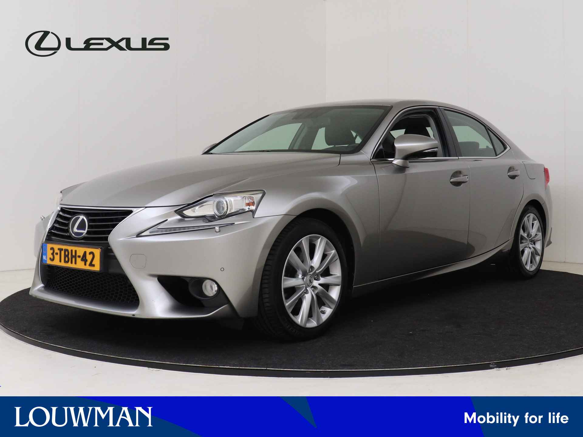 Lexus IS 300h Business Line Pro | Premium Navigatie | Lederen Bekleding | Stoelverwarming | - 1/46