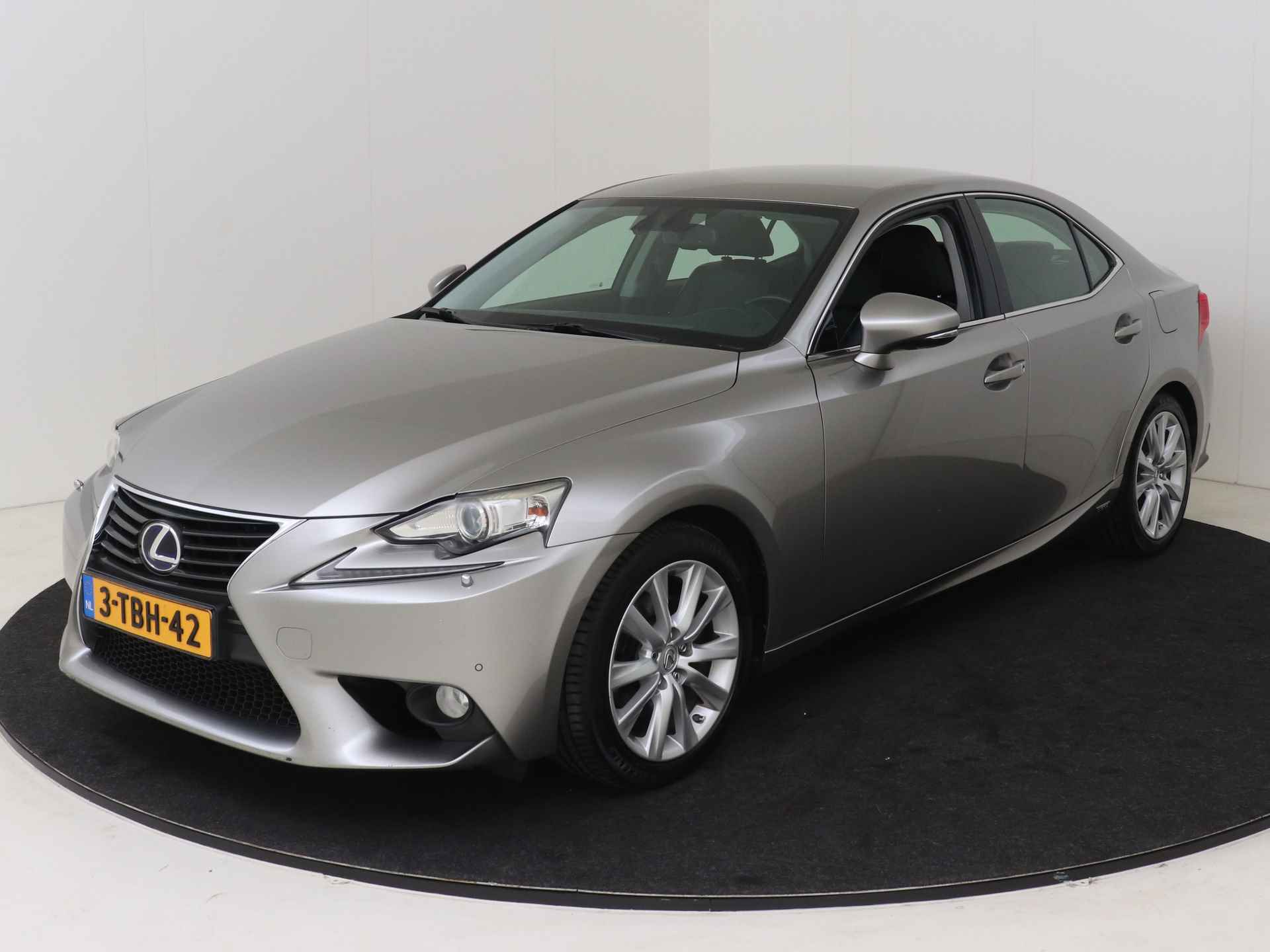 Lexus IS 300h Business Line Pro | Premium Navigatie | Lederen Bekleding | Stoelverwarming | - 29/46