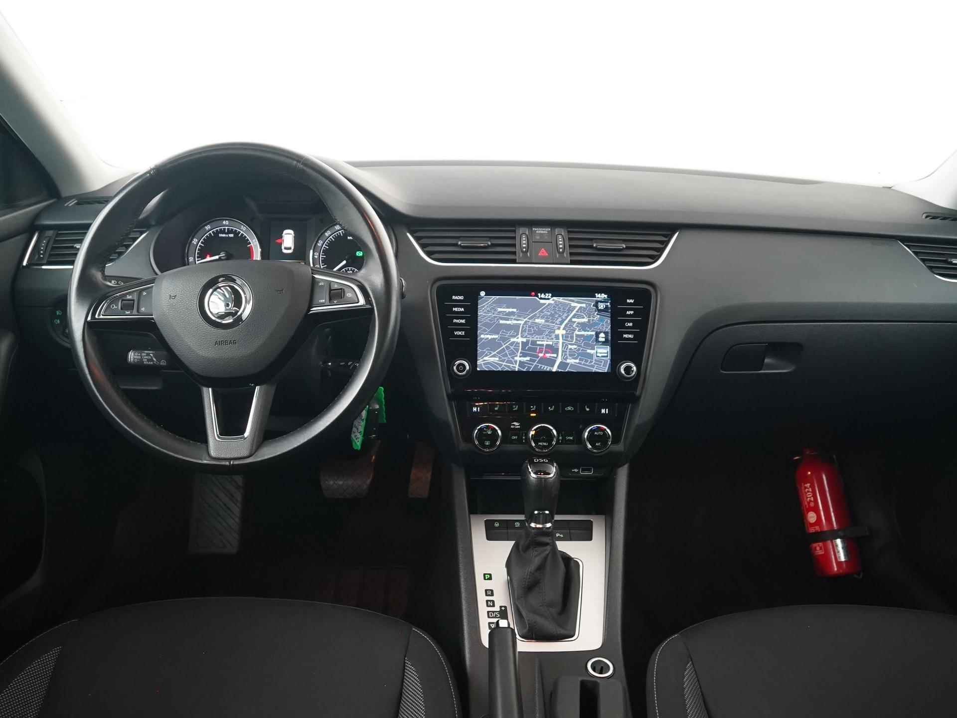 Skoda Octavia Combi 1.5 TSI Greentech Style DSG | Stuur & Stoelverwarming | Zondag Open! - 5/39