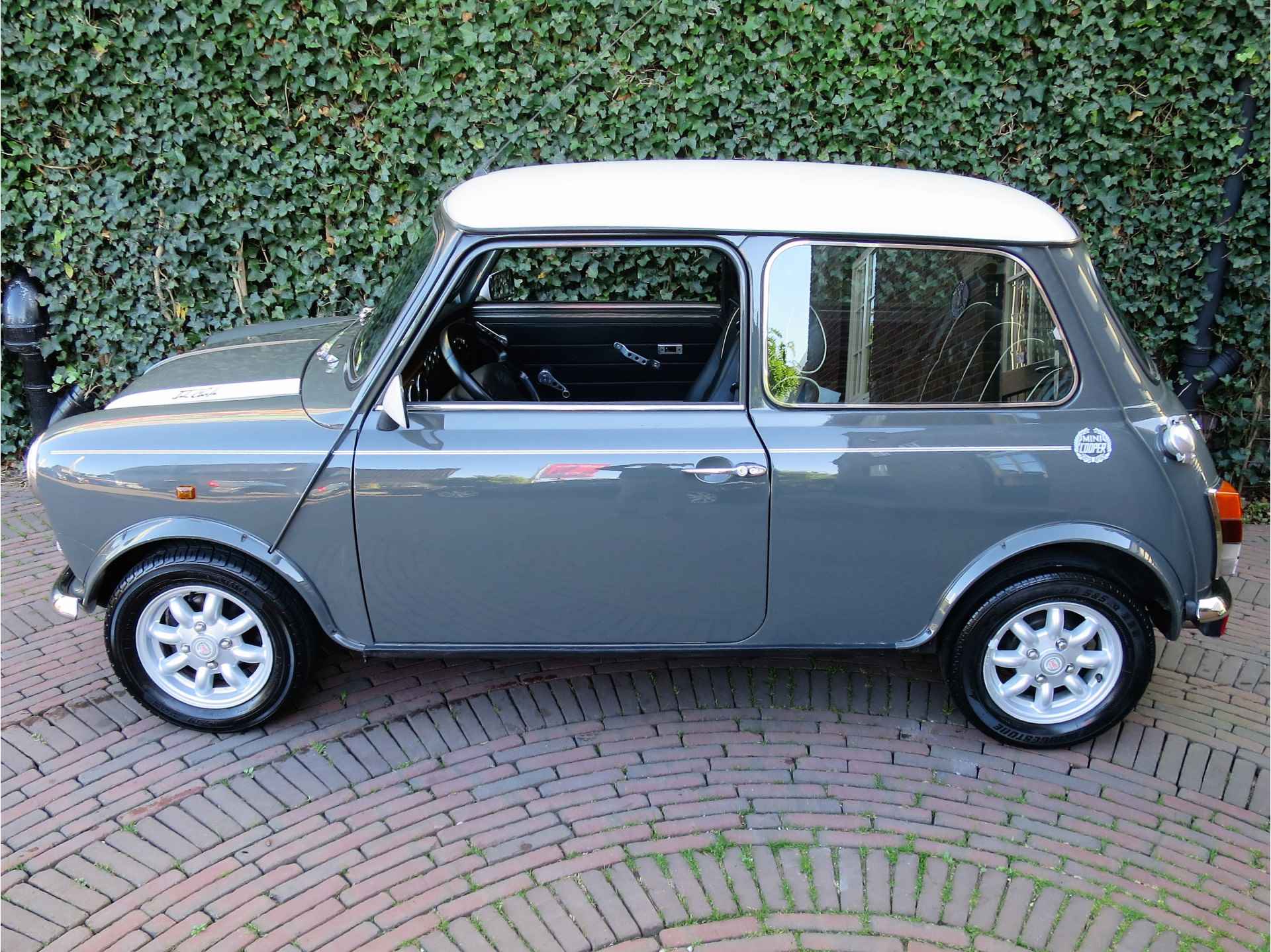 MINI Cooper 1.3 MPI NL-auto, met leder int., houten dash en 12" velgen - 8/38