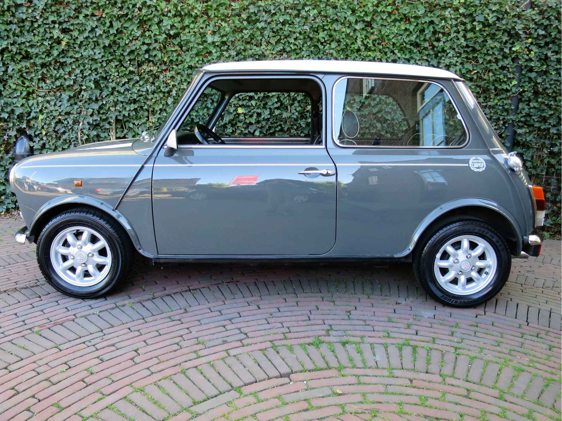 MINI Cooper 1.3 MPI NL-auto, met leder int., houten dash en 12" velgen - 27/38