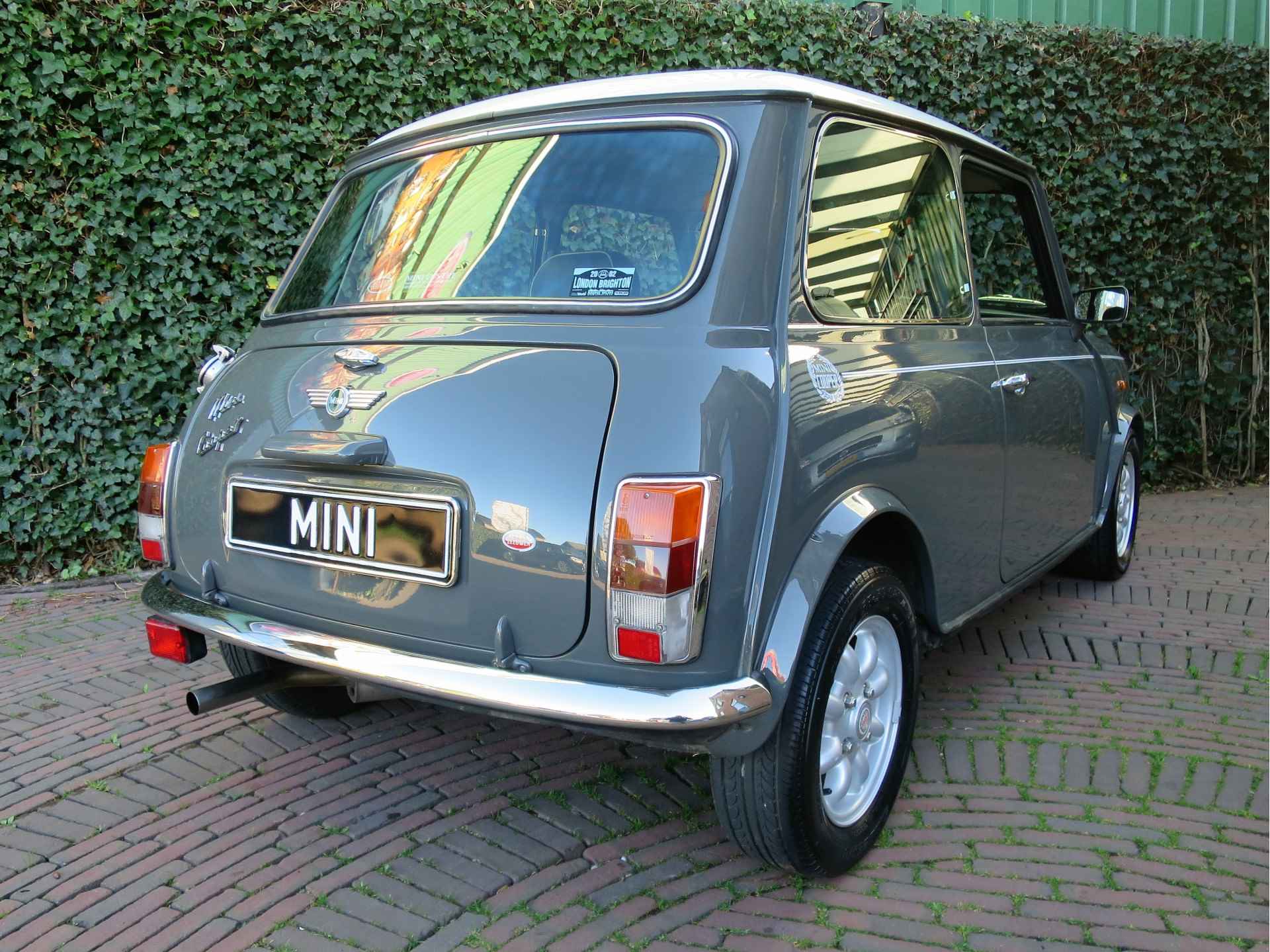 MINI Cooper 1.3 MPI NL-auto, met leder int., houten dash en 12" velgen - 31/38