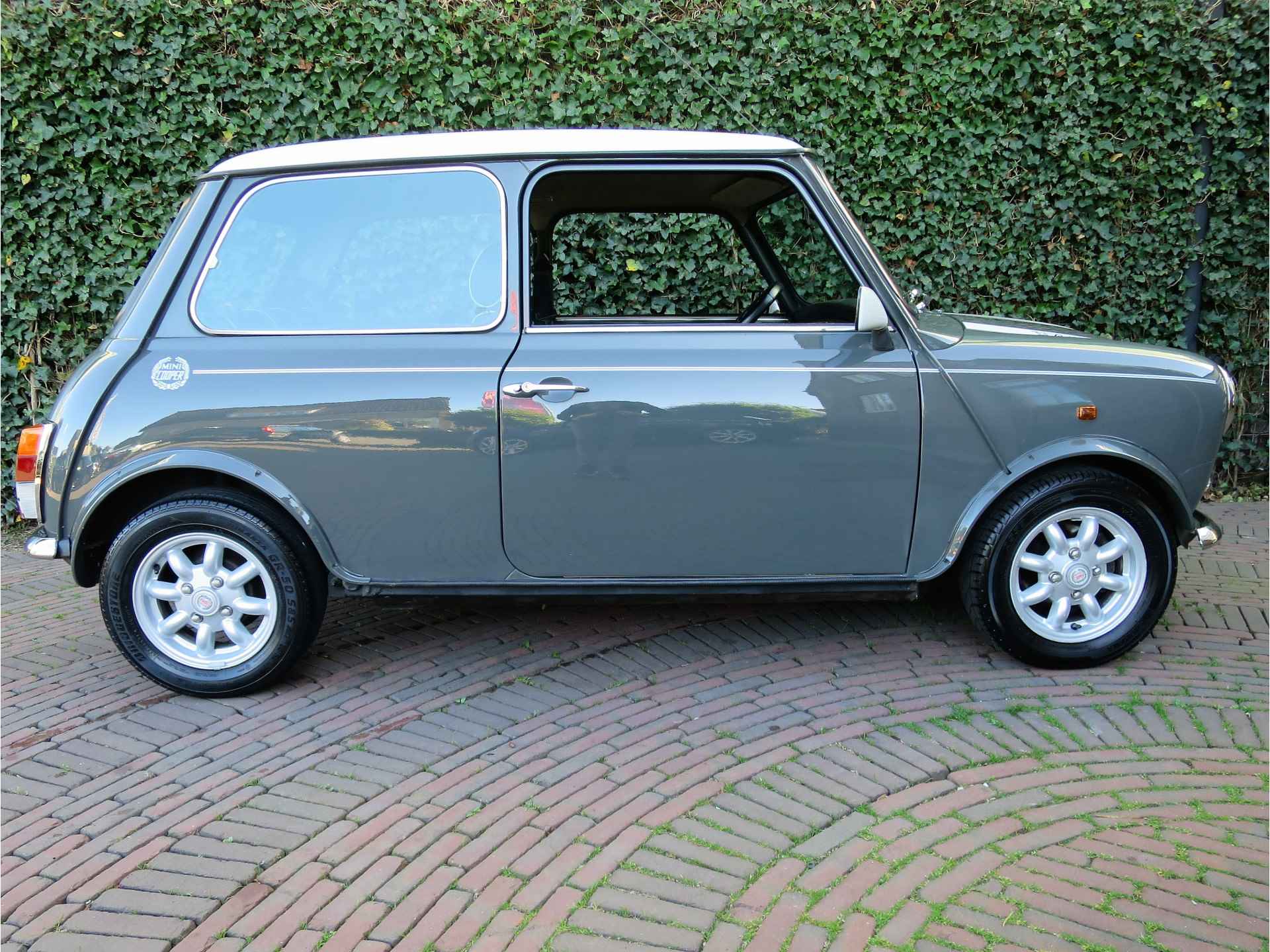 MINI Cooper 1.3 MPI NL-auto, met leder int., houten dash en 12" velgen - 32/38