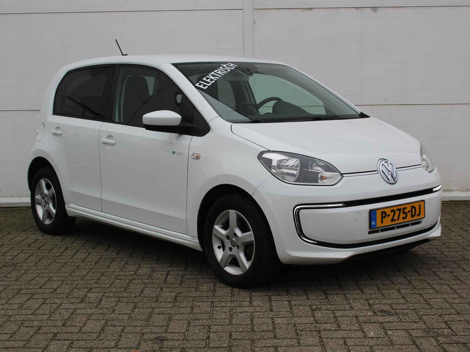 Volkswagen e-Up! e-Up! / Navigatie / Cruise Control / Climate Control / Stoelverwarming voor / Bluetooth / - 18/38