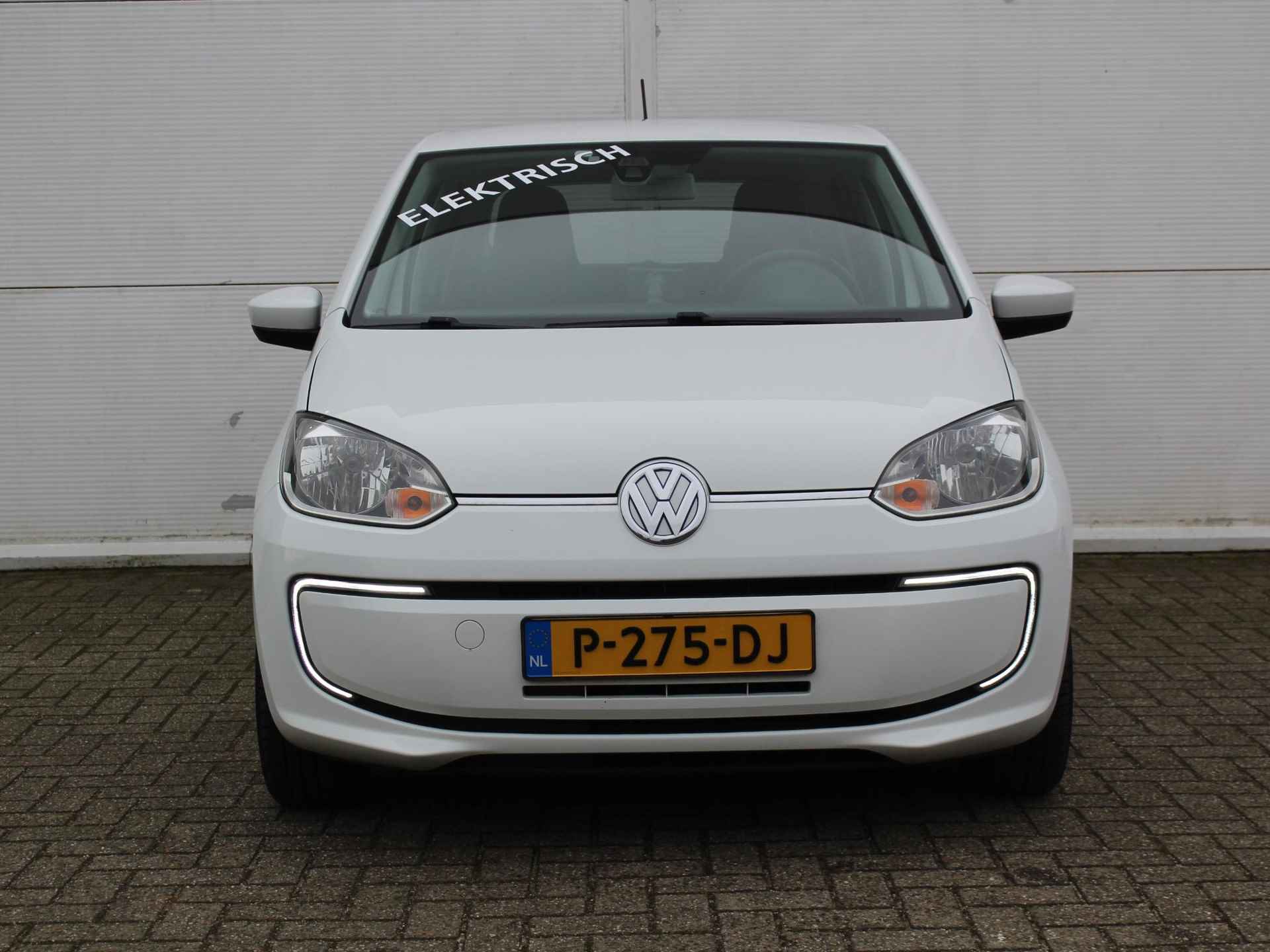 Volkswagen e-Up! e-Up! / Navigatie / Cruise Control / Climate Control / Stoelverwarming voor / Bluetooth / - 36/38