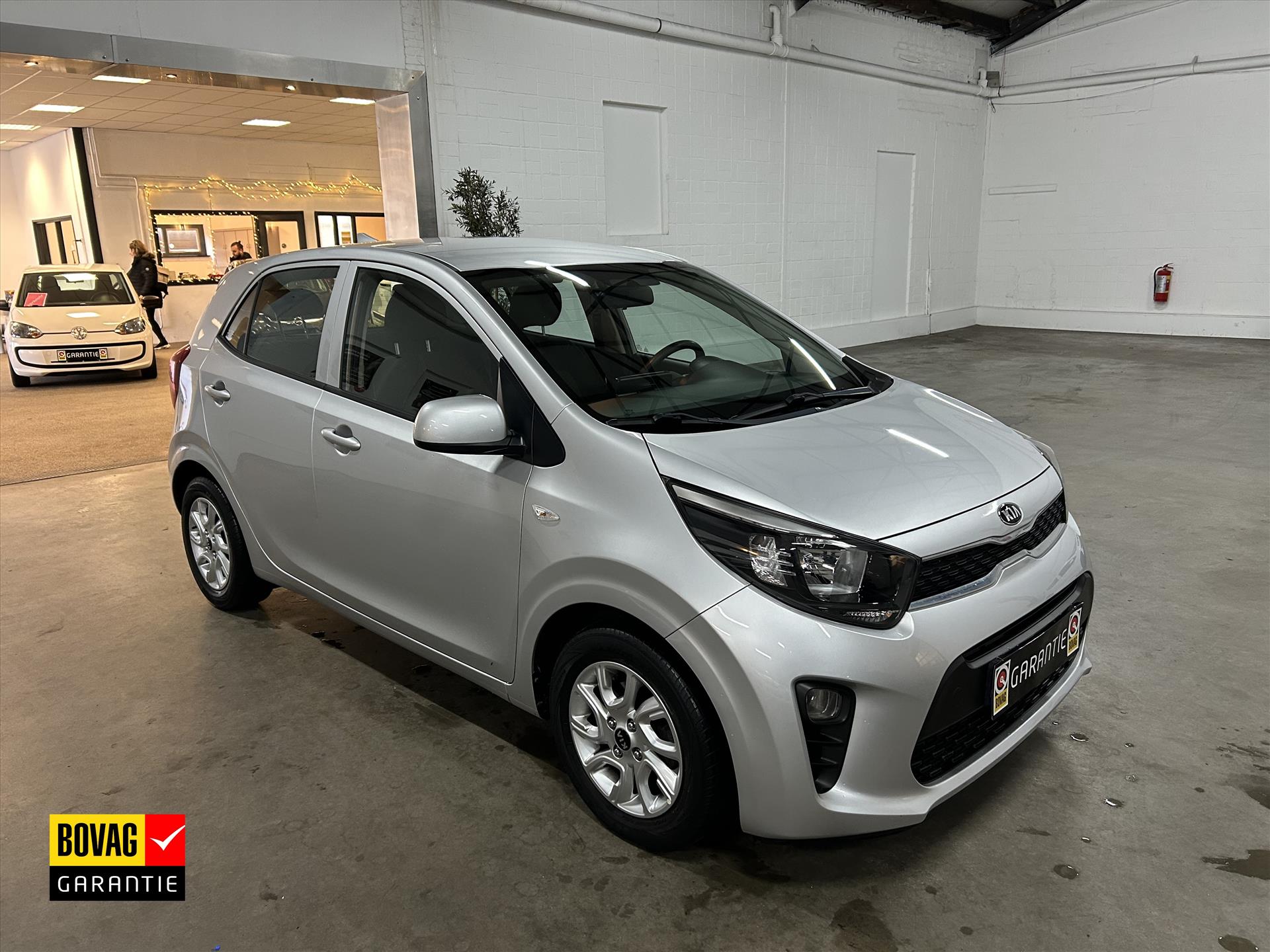 Kia Picanto 1.0 CVVT 67pk 4-zits ComfortLine Navigatie / CAMERA / LMV