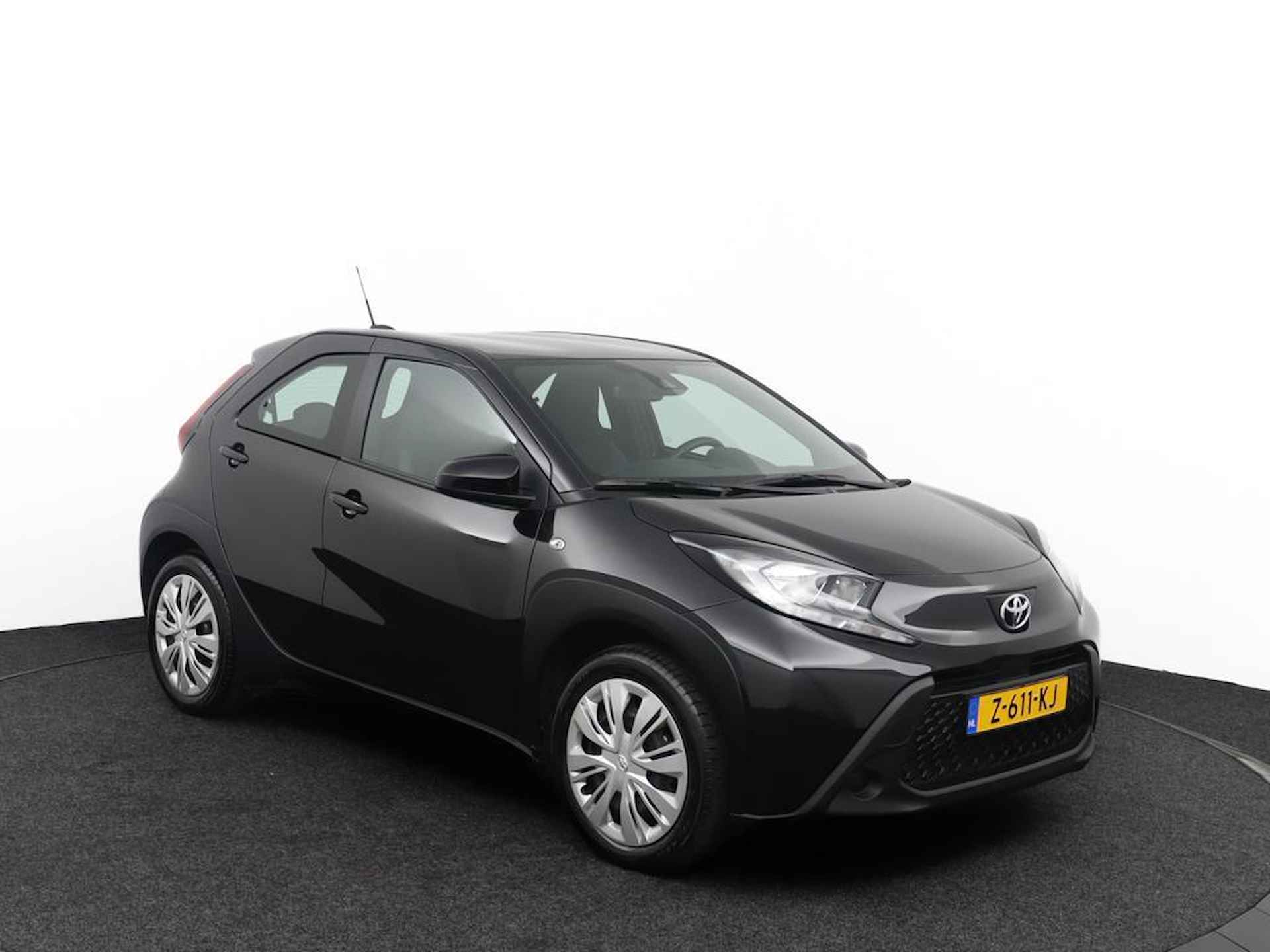 Toyota Aygo X 1.0 VVT-i MT Play | Airco | Parkeercamera| Adaptive Cruise control | - 13/40