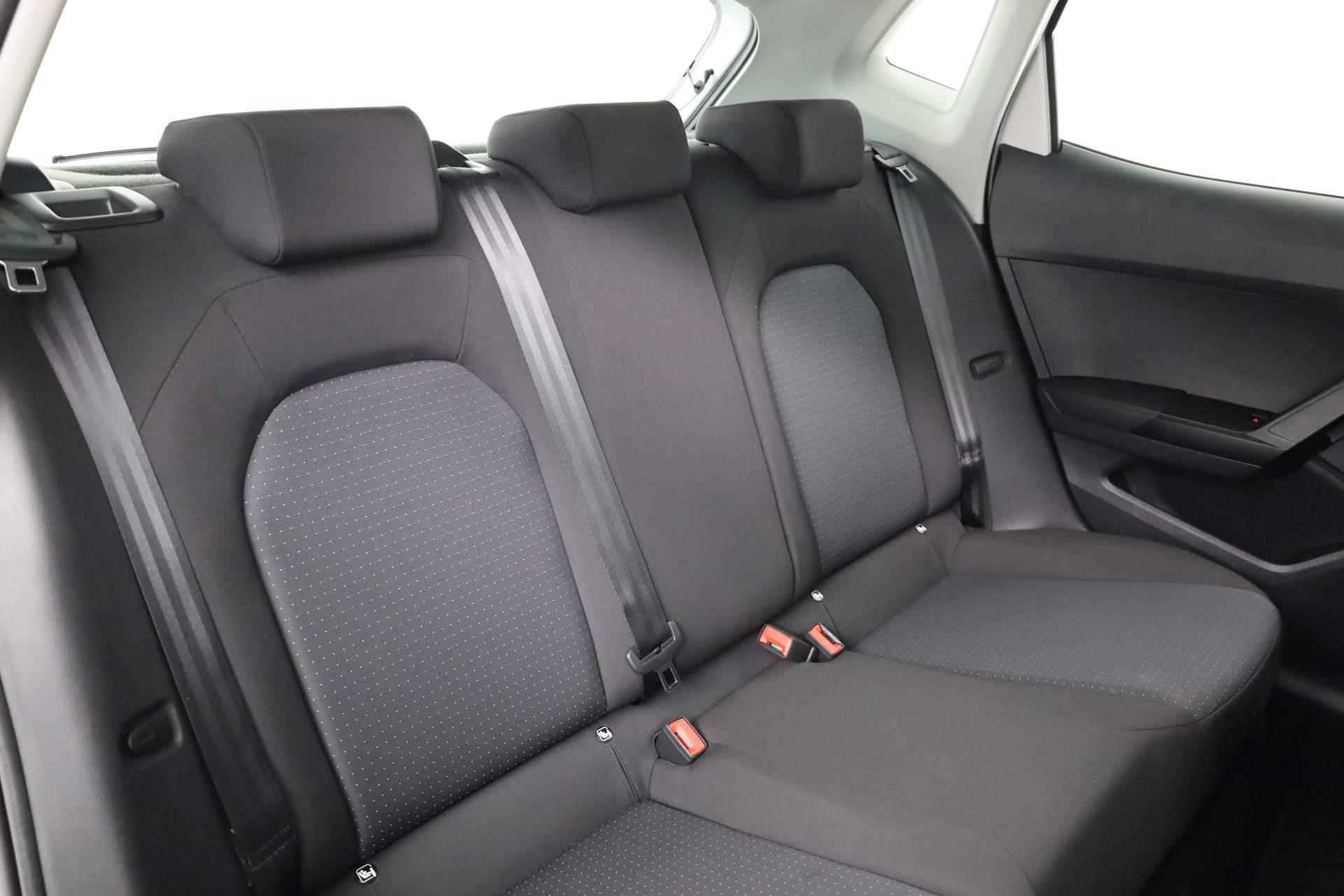 SEAT Ibiza 1.0 TSI 95PK Style Business Connect | LED koplampen | Cruise | 15 inch | Clima | Lane Assist - 31/32