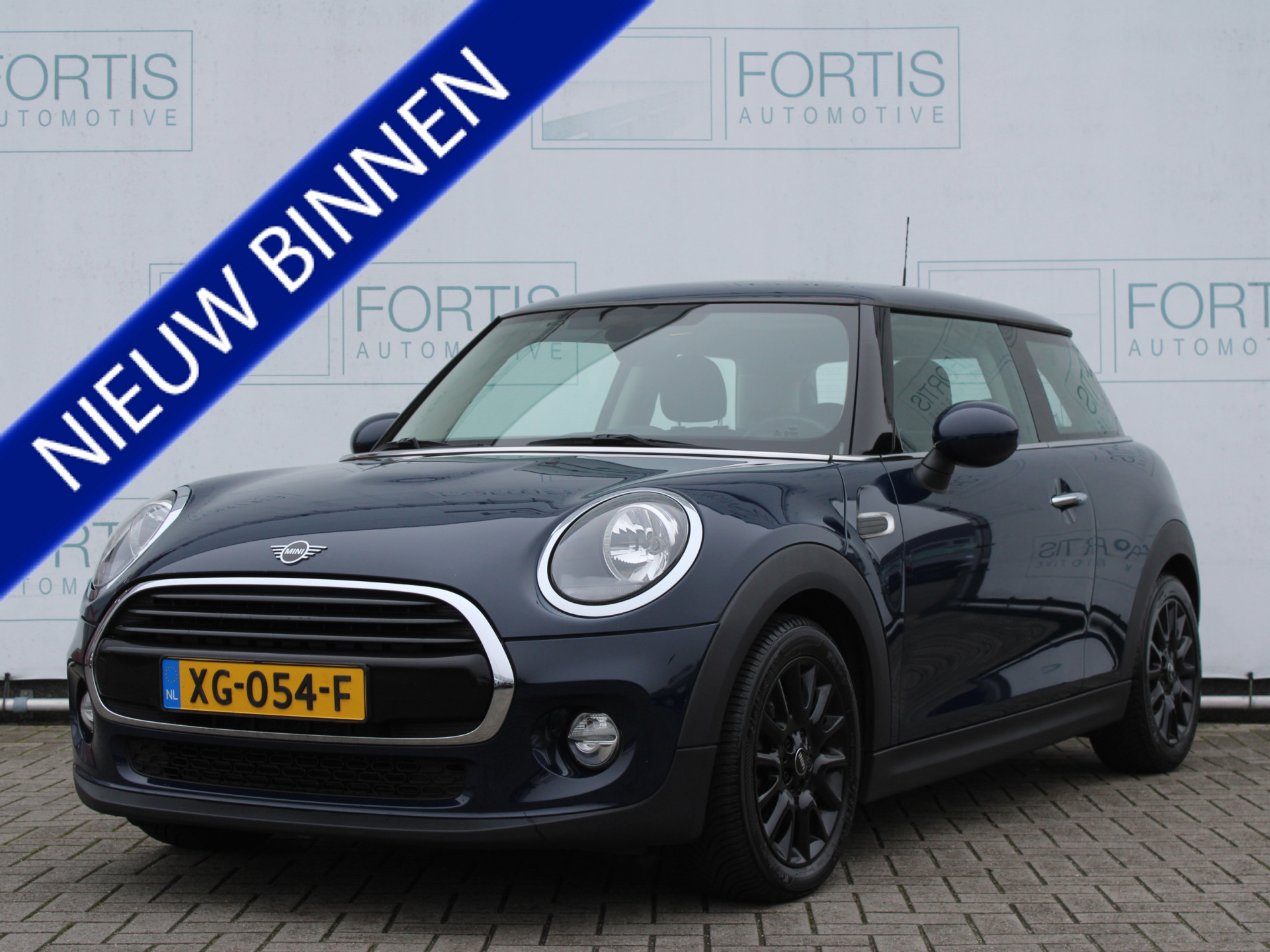 MINI Mini 1.5 Cooper NL-AUTO | DEALER ONDERHOUDEN | NAVI | AIRCO | CARPLAY |