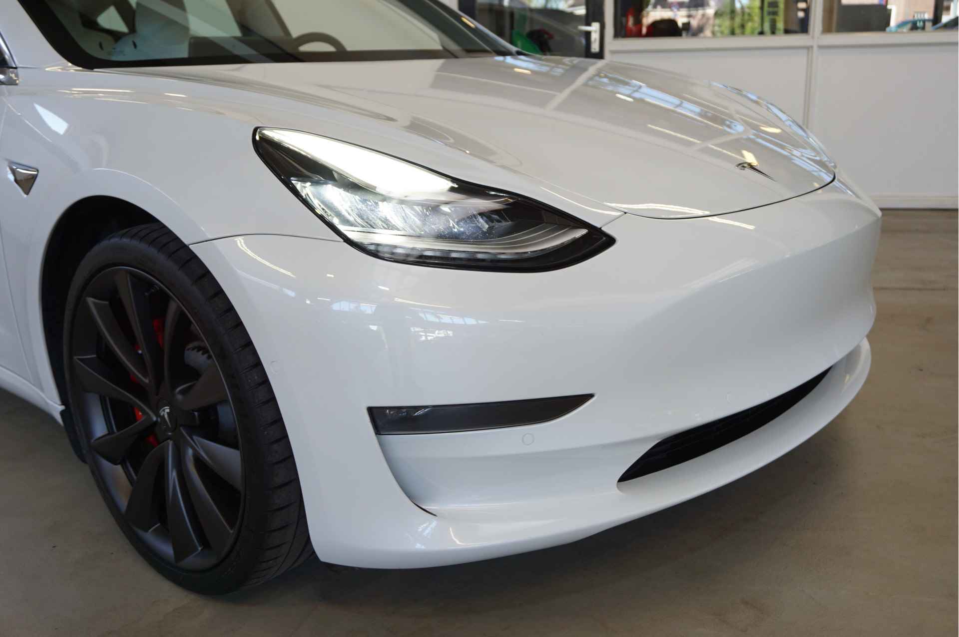 Tesla Model 3 Performance AWD 75 kWh 513PK Long Range Pano/Autopilot - 33/51