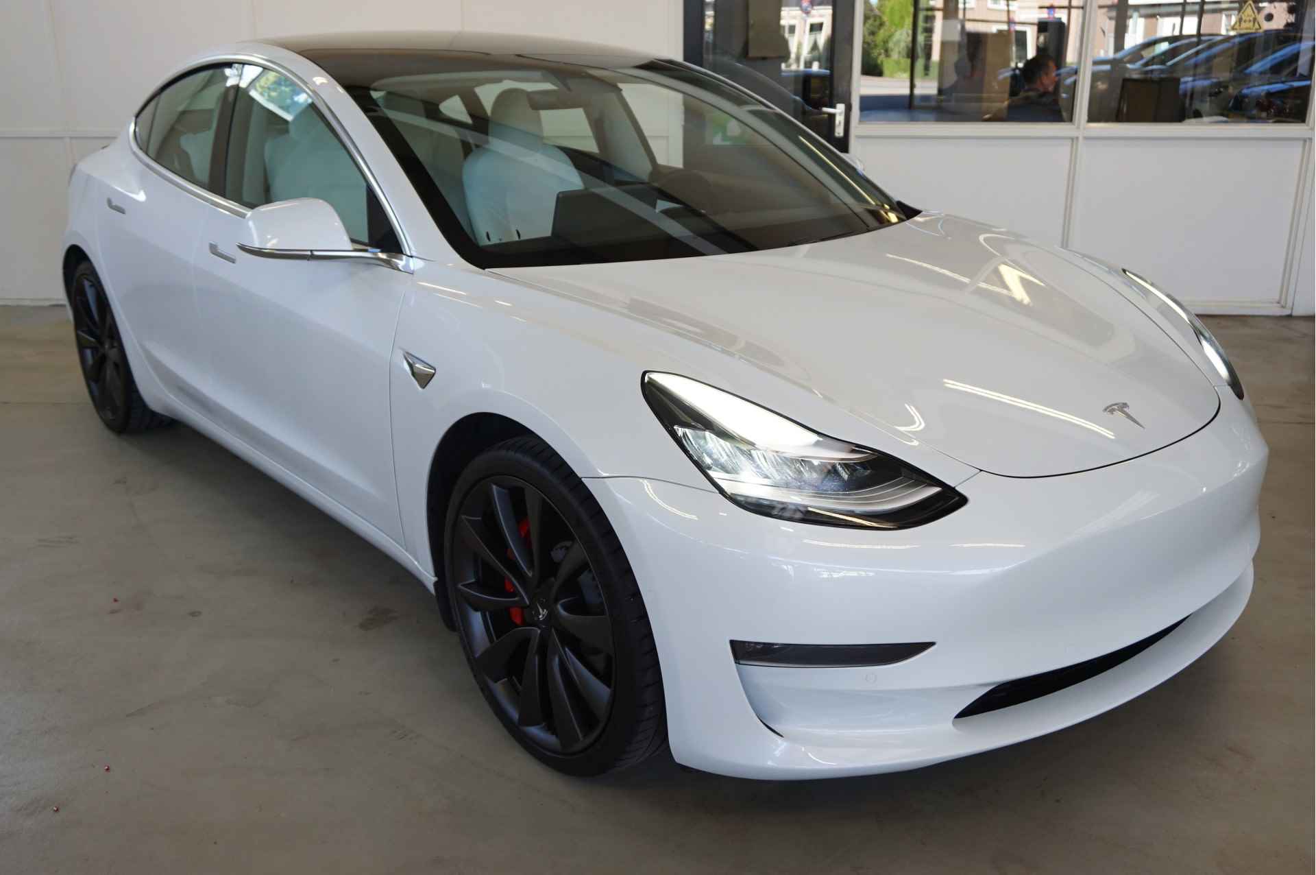 Tesla Model 3 Performance AWD 75 kWh 513PK Long Range Pano/Autopilot - 47/51