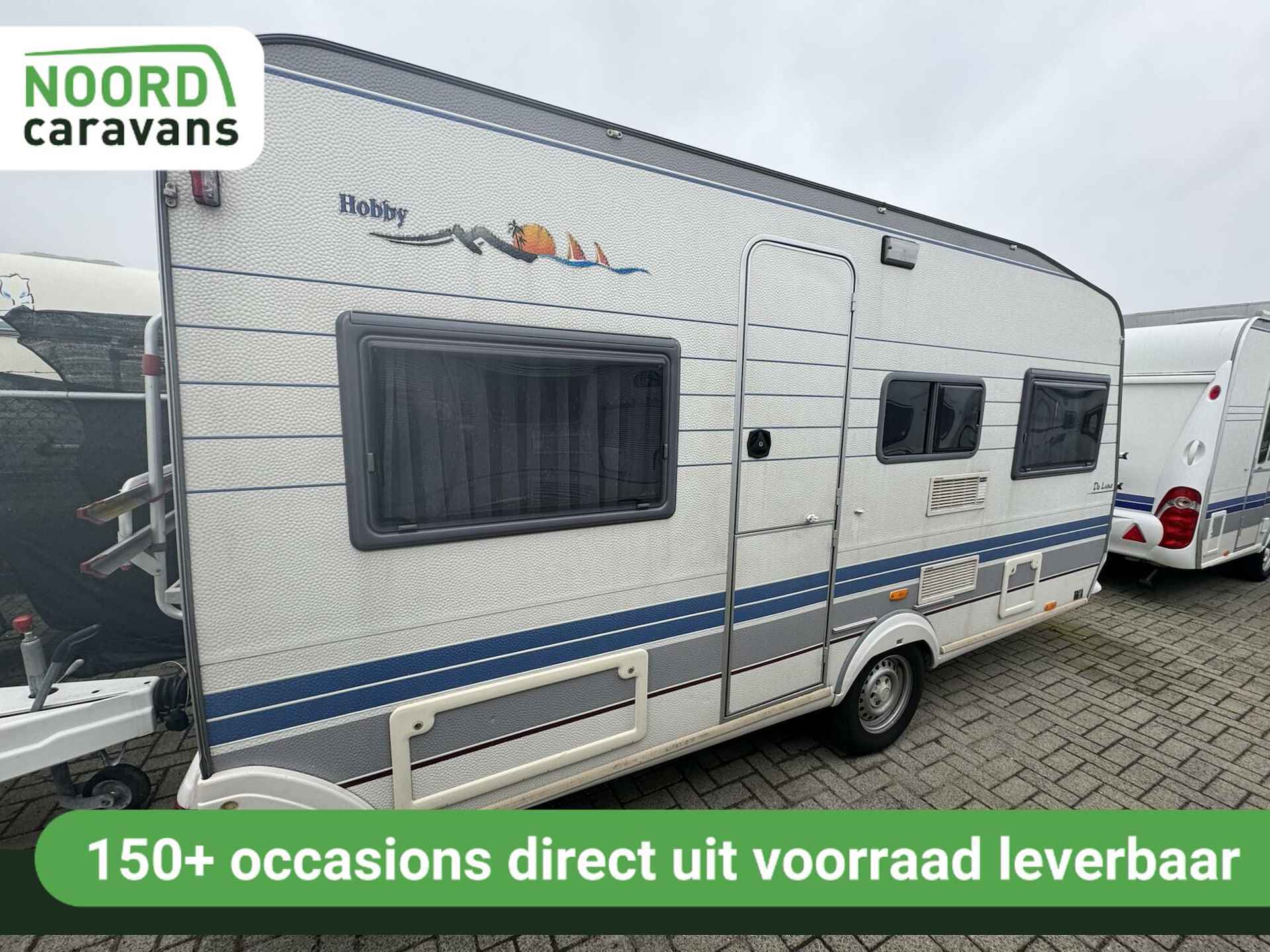 HOBBY DE LUXE 450 DWARSBED + RONDZIT + VOORTENT - 3/15