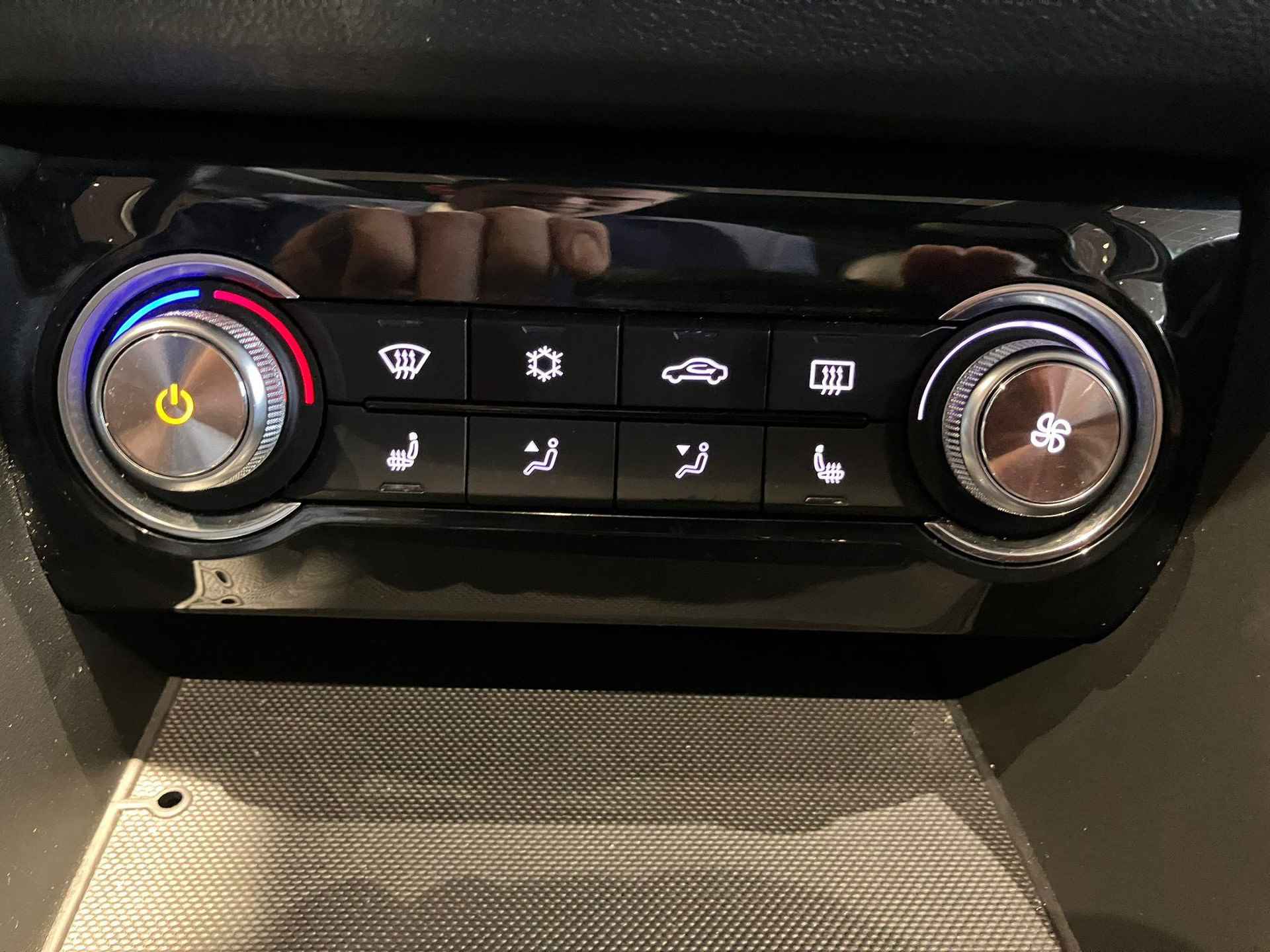 MG ZS EV Luxury | Panoramadak | Navi | Apple CarPlay | Adaptive Cruise Control | Camera | - 19/23