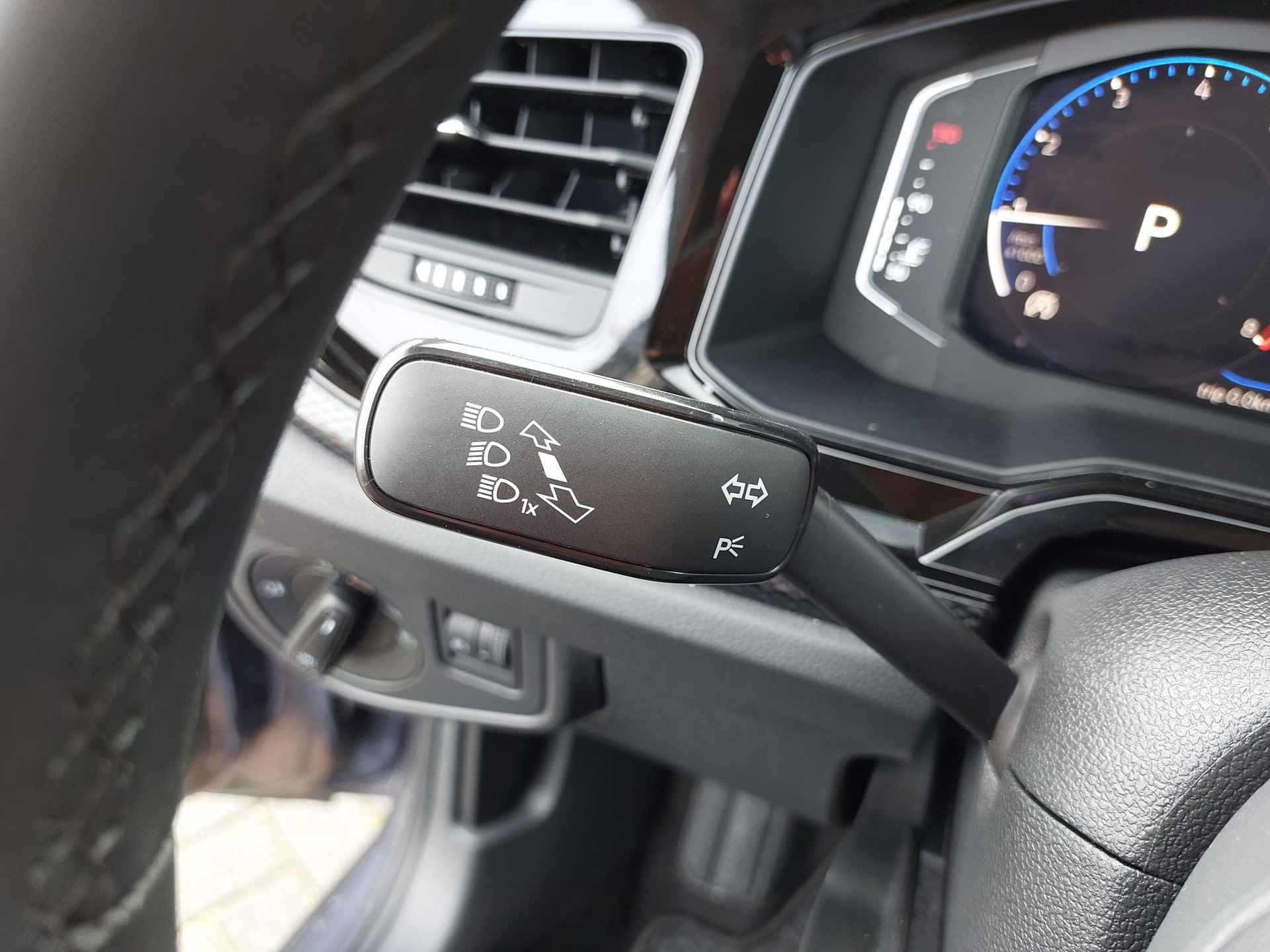 Volkswagen Taigo 1.0 TSI Life Business | Camera + PDC | Stoelverwarming | Android Auto / Apple Carplay - 20/40