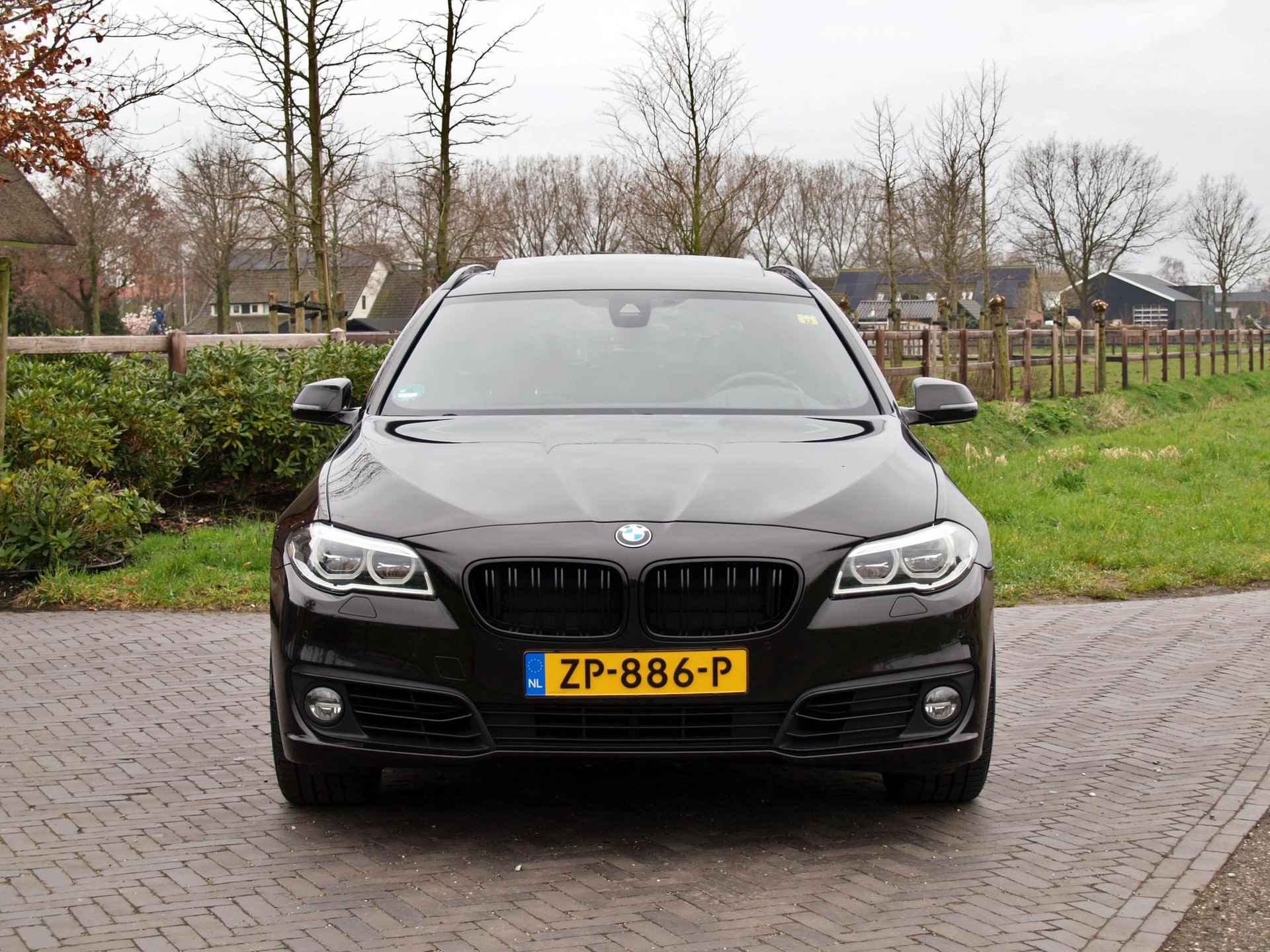 BMW 5-serie Touring 535xi M Sport Edition High Executive | Panoramadak | Harman Kardon | Trekhaak | Camera | Full option | - 10/42