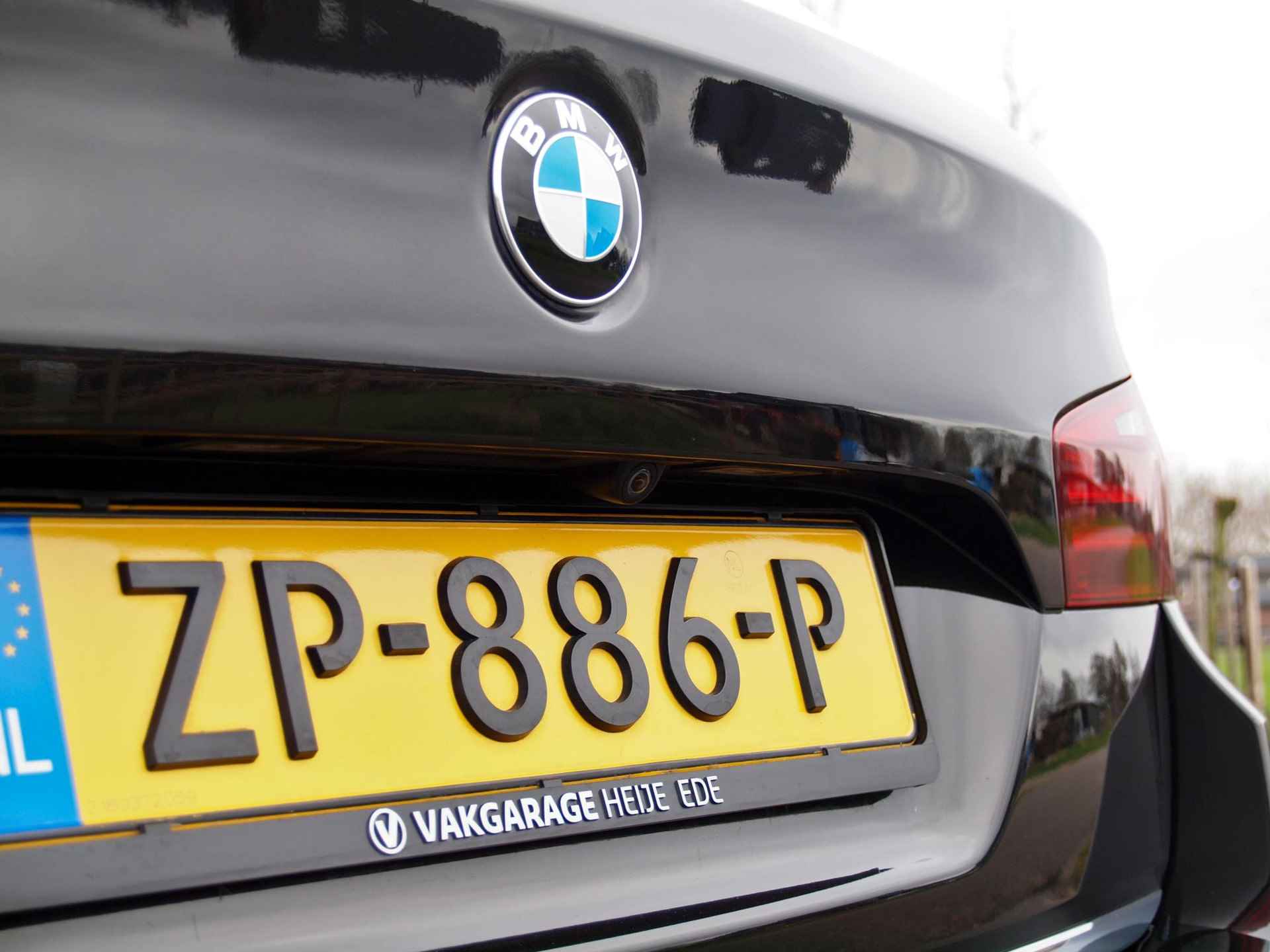 BMW 5-serie Touring 535xi M Sport Edition High Executive | Panoramadak | Harman Kardon | Trekhaak | Camera | Full option | - 13/42