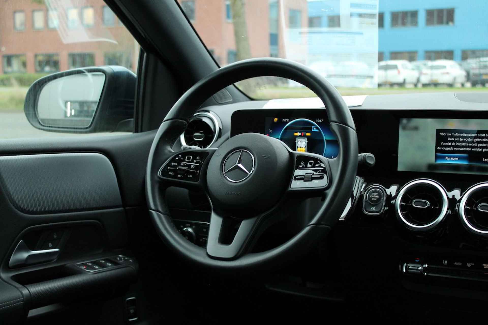 MERCEDES-BENZ B-klasse 200 Business Solution Automaat - Trekhaak - Navigatie - Parkeerc - 19/33