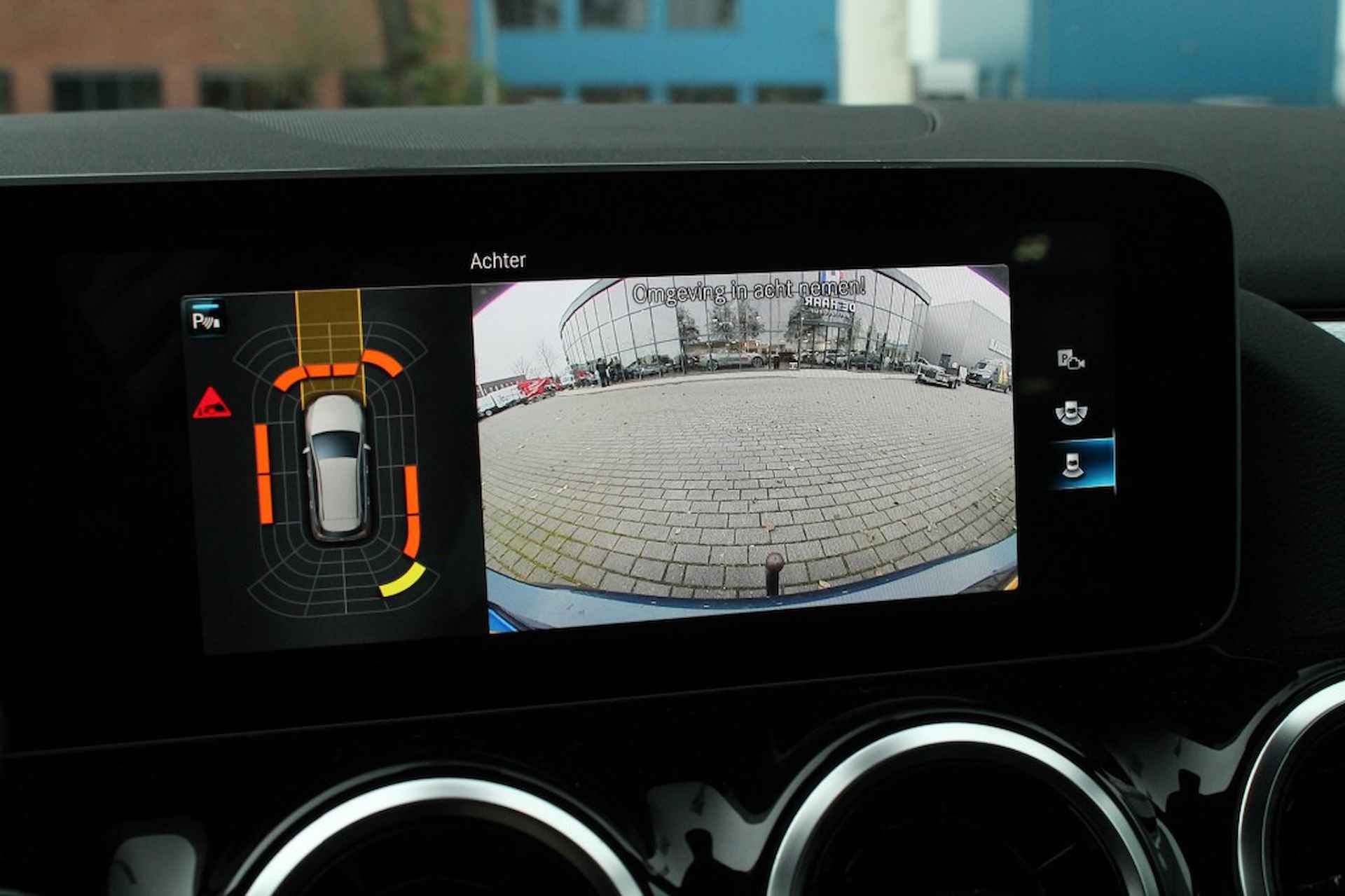 MERCEDES-BENZ B-klasse 200 Business Solution Automaat - Trekhaak - Navigatie - Parkeerc - 32/33