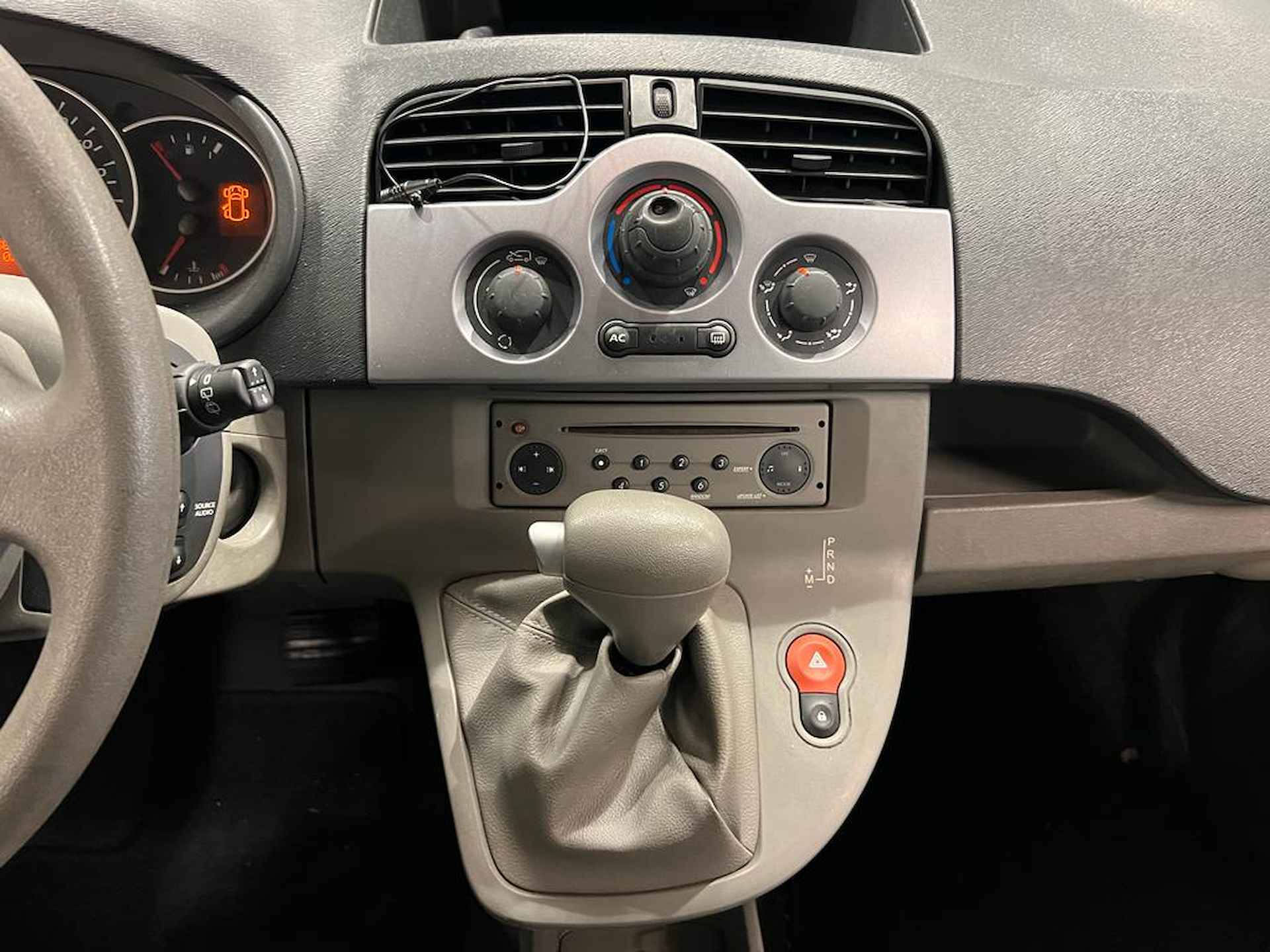 Renault Kangoo Rolstoelauto Automaat (airco) - 19/33