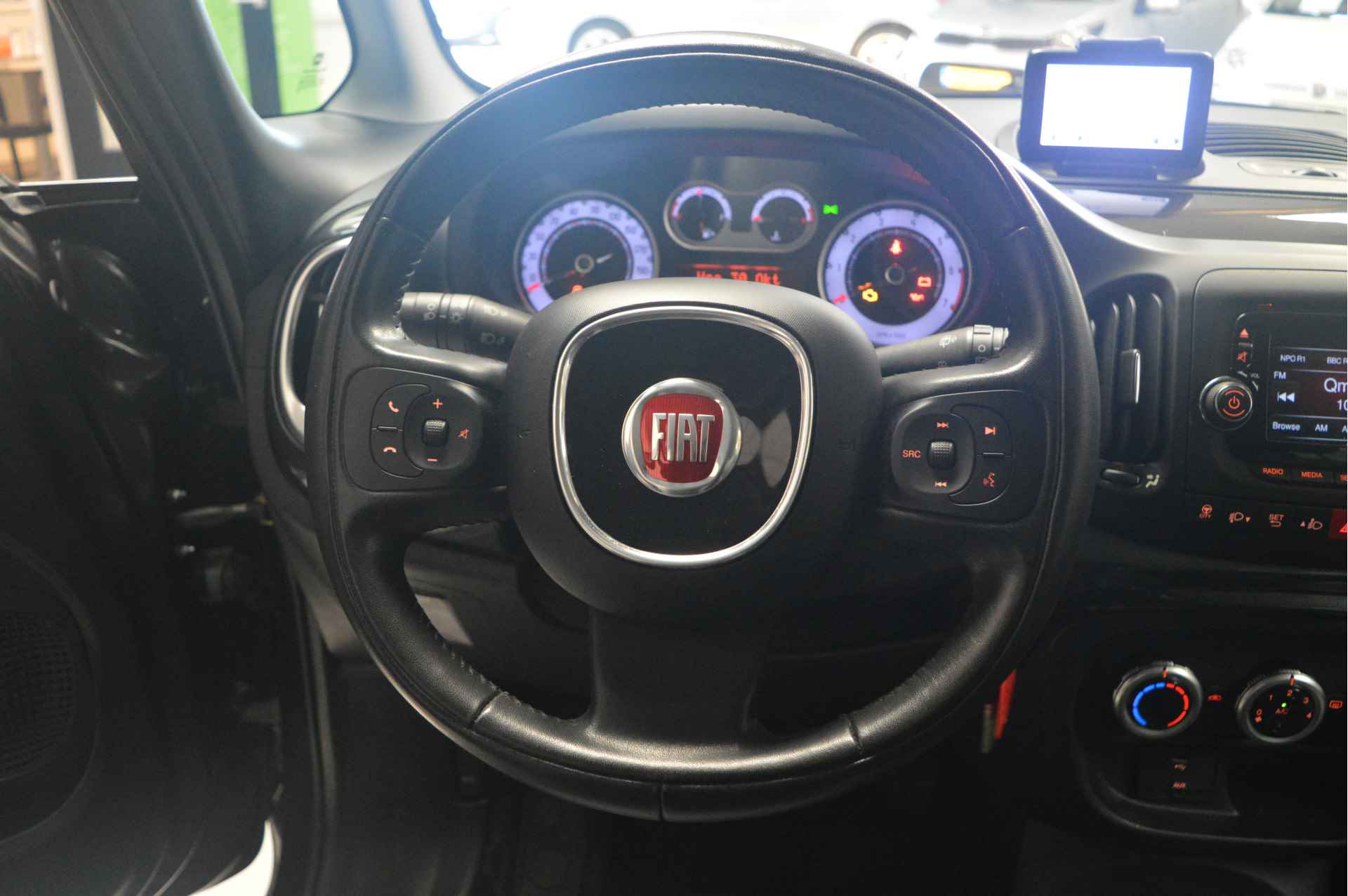 Fiat 500L Living 0.9 TwinAir Easy // AIRCO // CRUISE // 140.000 km // - 18/27