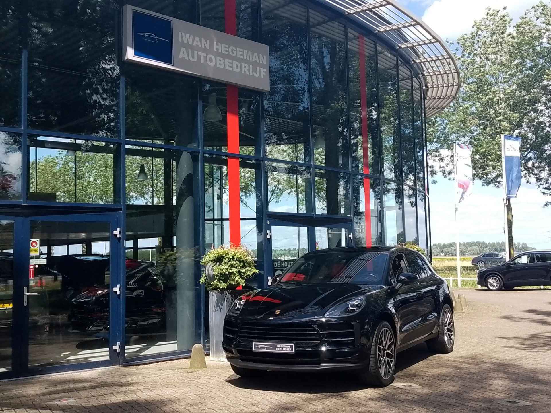 Porsche Macan 2.0 AUTOMAAT 245PK | Schuif-kanteldak | Leder (kleur naar keuze aan te passen) | Navi | 21 inch | ECC | Parkeersensoren + Camera | Cruise Control - 3/36