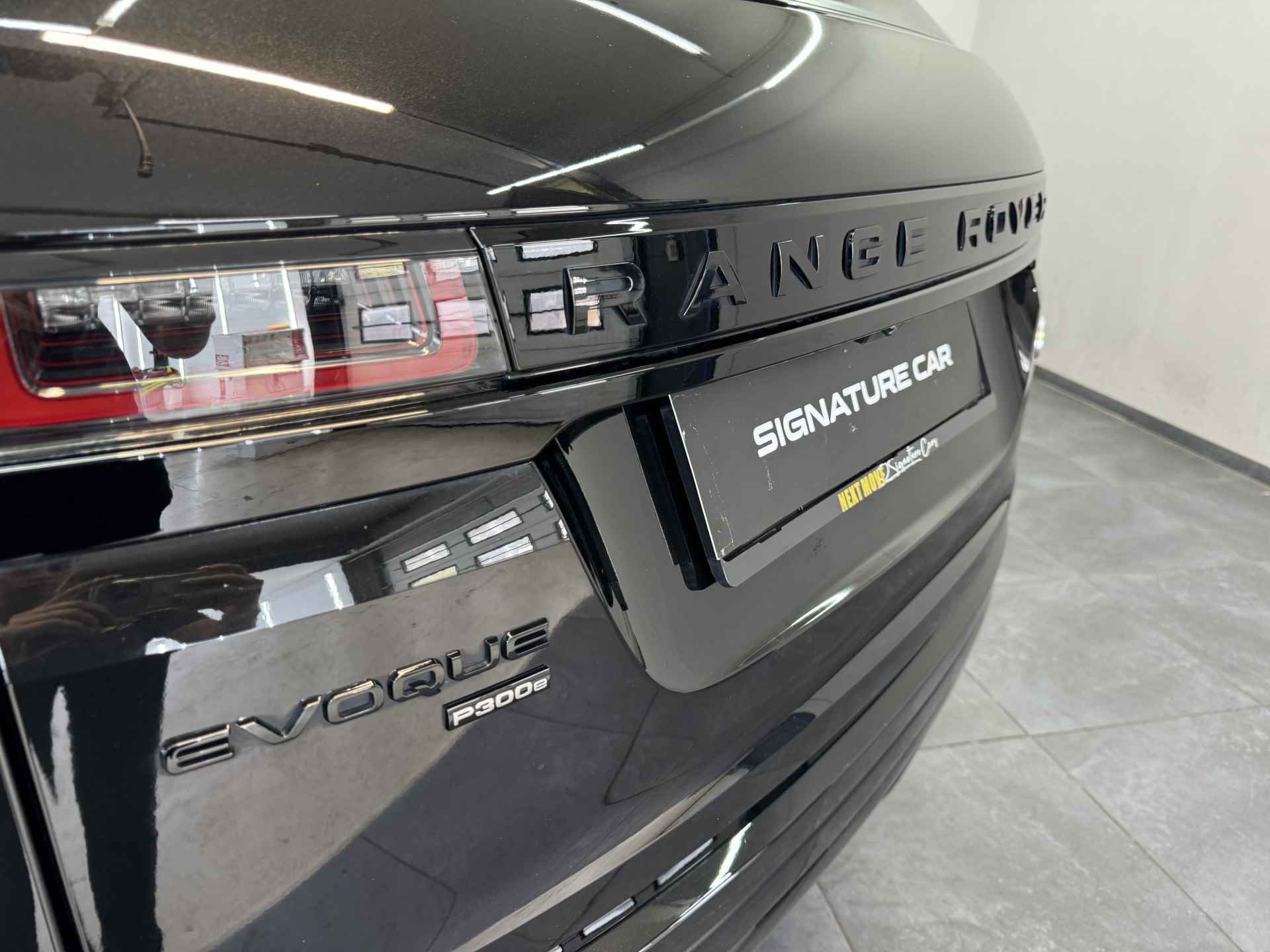 Land Rover Range Rover Evoque 1.5 P300e AWD R-Dynamic S✅Panoramadak✅MERIDIAN✅Stoelverwarming✅HEADUP-display✅VIRTUAL COCKPIT✅ - 26/96