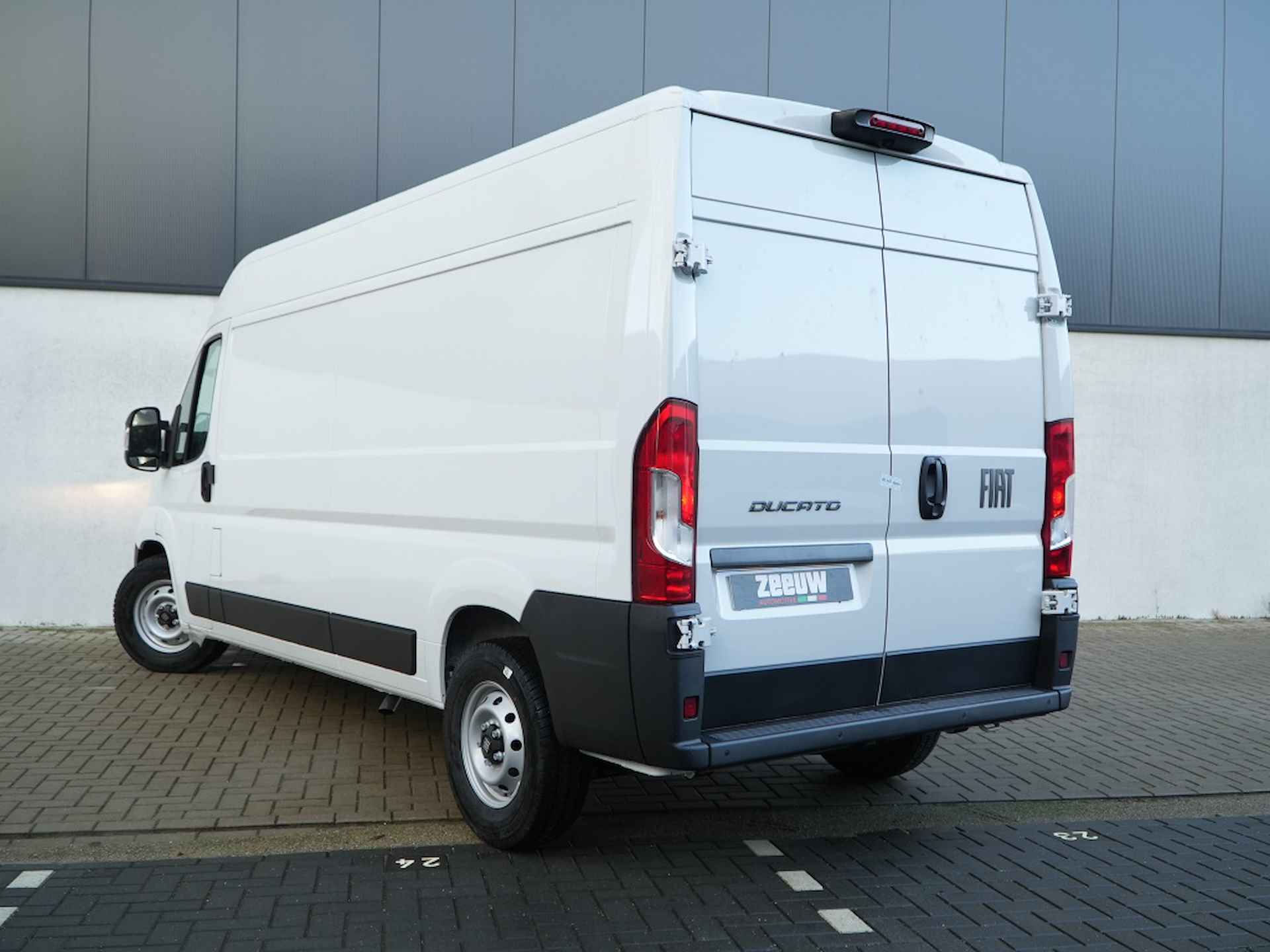 Fiat Ducato  35t 140 PK L3H2 Automaat | Navi | Carplay | Clima | PDC | Cruise - 9/27