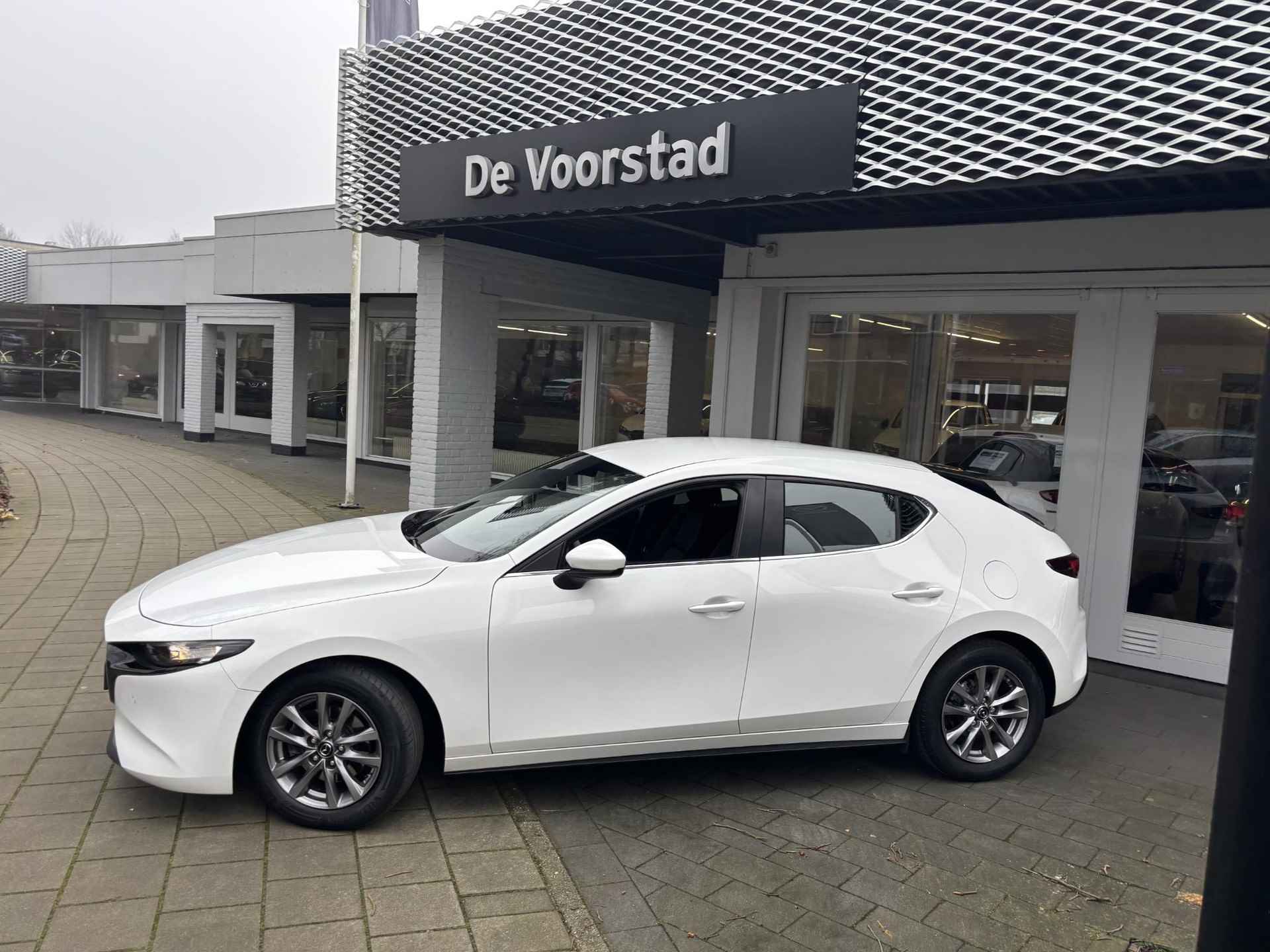 Mazda 3 2.0 e-SkyActiv-X M Hybrid 180 Comfort met Bose | Trekhaak | dealer onderhouden | Ned. auto - 8/36