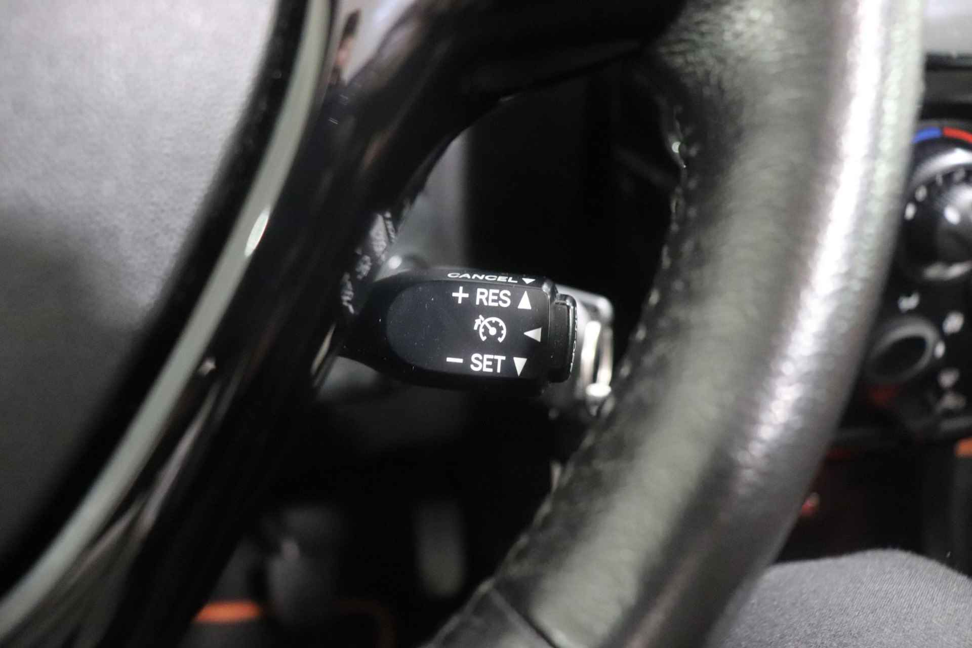 Toyota Aygo 1.0 VVT-i x-otic, Apple Carplay/Android auto, Cabrio, Camera, Dealer onderhouden! - 8/39