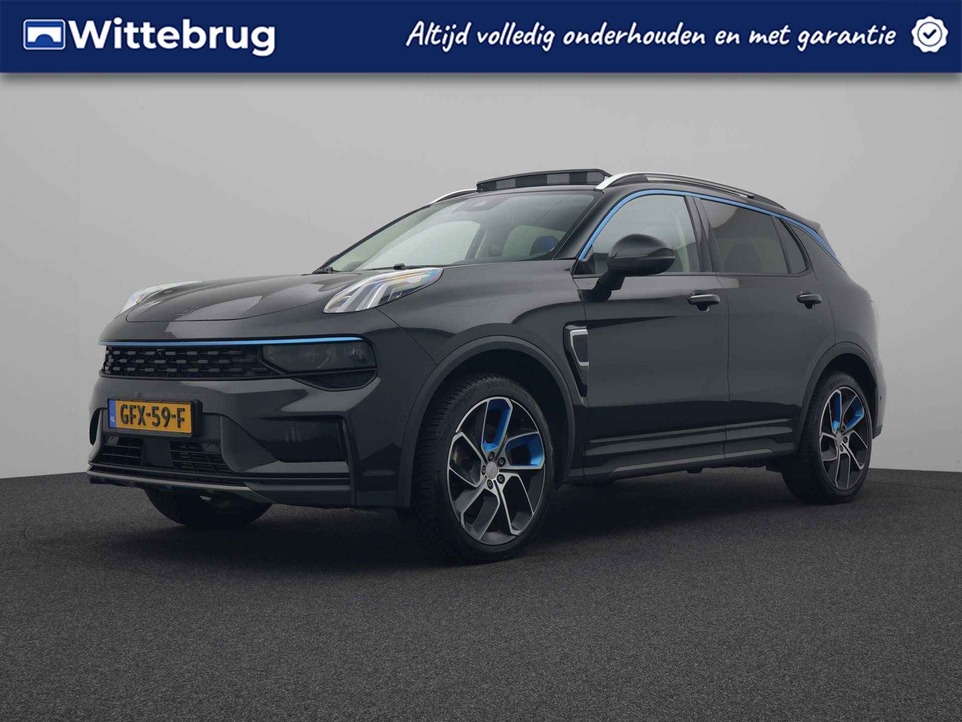 Lynk & Co 01 1.5 PHEV 262 pk Automaat | Navigatie | Panoramisch schuifdak | Climate Control | - 1/48