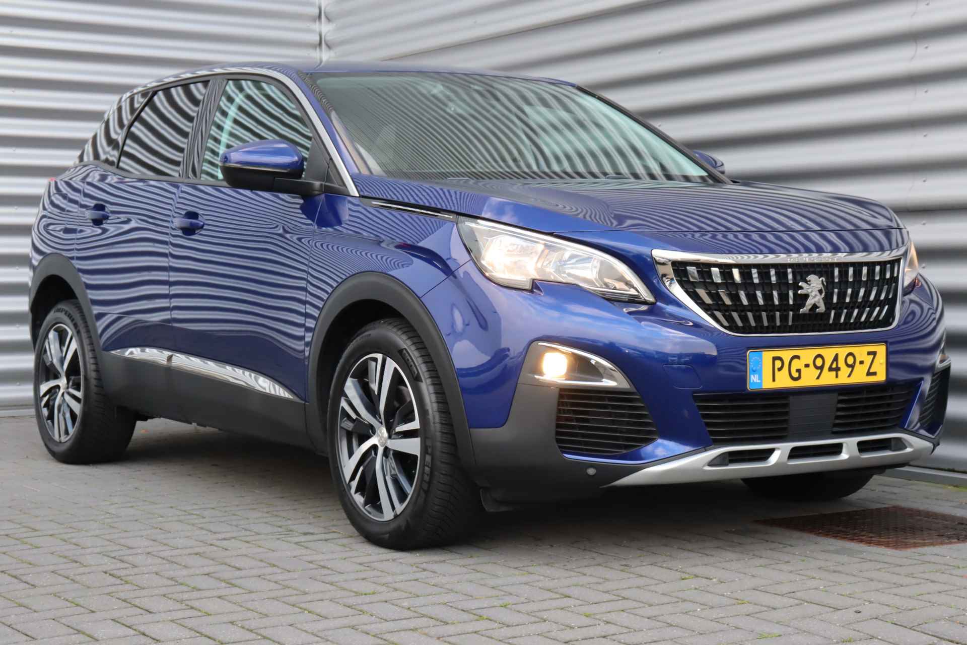 Peugeot 3008 1.6 PURETECH 165PK ALLURE AUTOMAAT / NAVI / LEDER / CLIMA / PDC / 18" LMV / TREKHAAK / BLUETOOTH / CRUISECONTROL / NIEUWSTAAT !! - 4/34