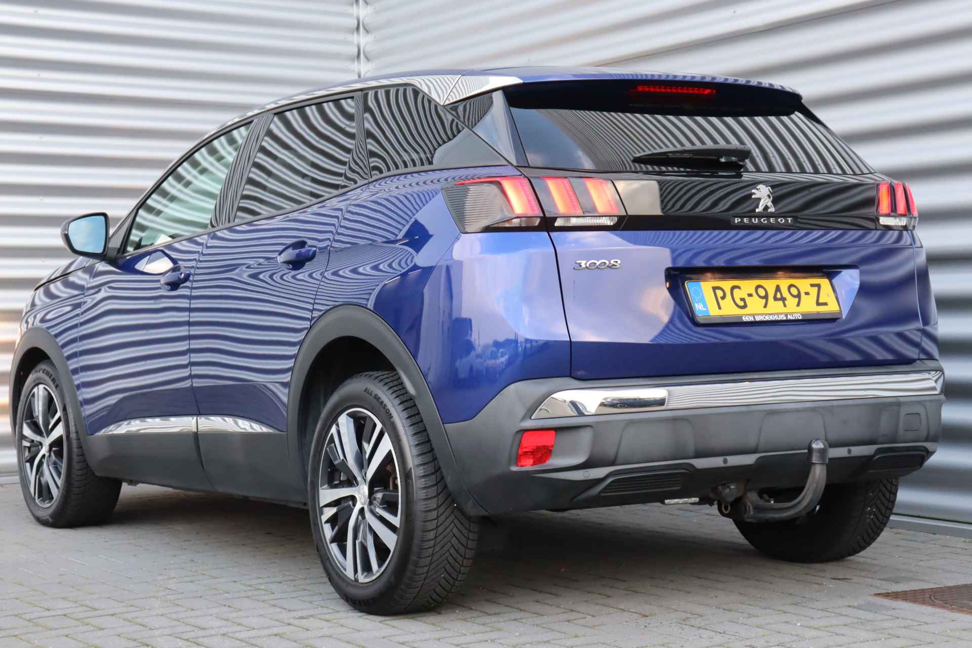 Peugeot 3008 1.6 PURETECH 165PK ALLURE AUTOMAAT / NAVI / LEDER / CLIMA / PDC / 18" LMV / TREKHAAK / BLUETOOTH / CRUISECONTROL / NIEUWSTAAT !! - 9/34