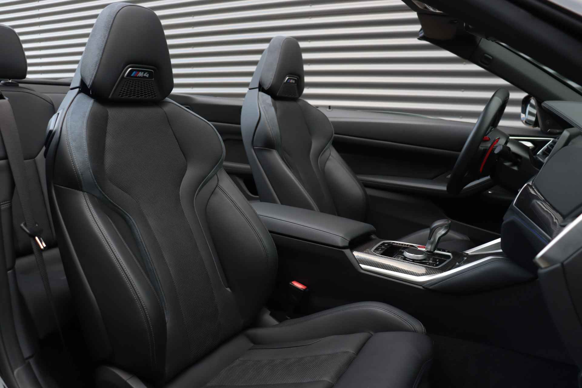BMW M4 Cabrio xDrive Competition | Adaptief M onderstel / Stoelventilatie / Driving Assistant Professional / Parking Assistant Plus / Head-Up / Harman Kardon / Laserlights - 13/55