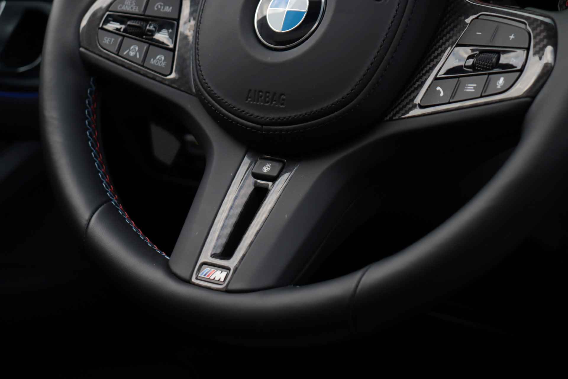 BMW M4 Cabrio xDrive Competition | Adaptief M onderstel / Stoelventilatie / Driving Assistant Professional / Parking Assistant Plus / Head-Up / Harman Kardon / Laserlights - 51/55