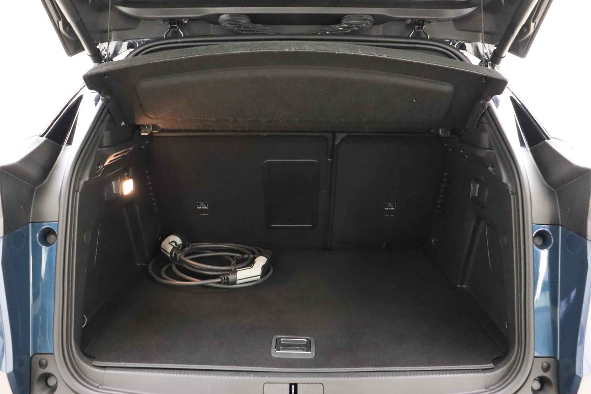 Peugeot 3008 1.6 HYbrid GT 225 PK | 8-Traps Automaat | Panoramisch schuif/kanteldak | Draadloze telefoonlader | Trekhaak | Handsfree achterklep | Elektrisch bedienbare stoelen - 14/41