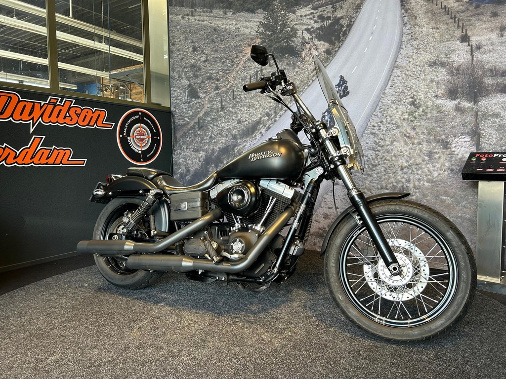 Harley-Davidson FXDB DYNA STREET BOB