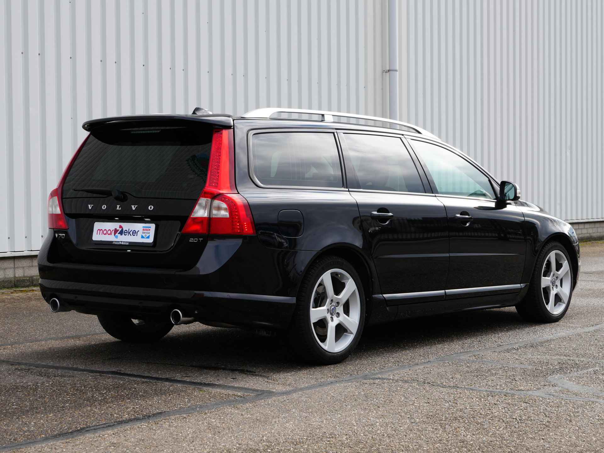 Volvo V70 2.0T R-Edition Electr. Achterklep | Stoelverwarming | Lederen Bekleding | Navi | Parkeersensoren | - 3/35