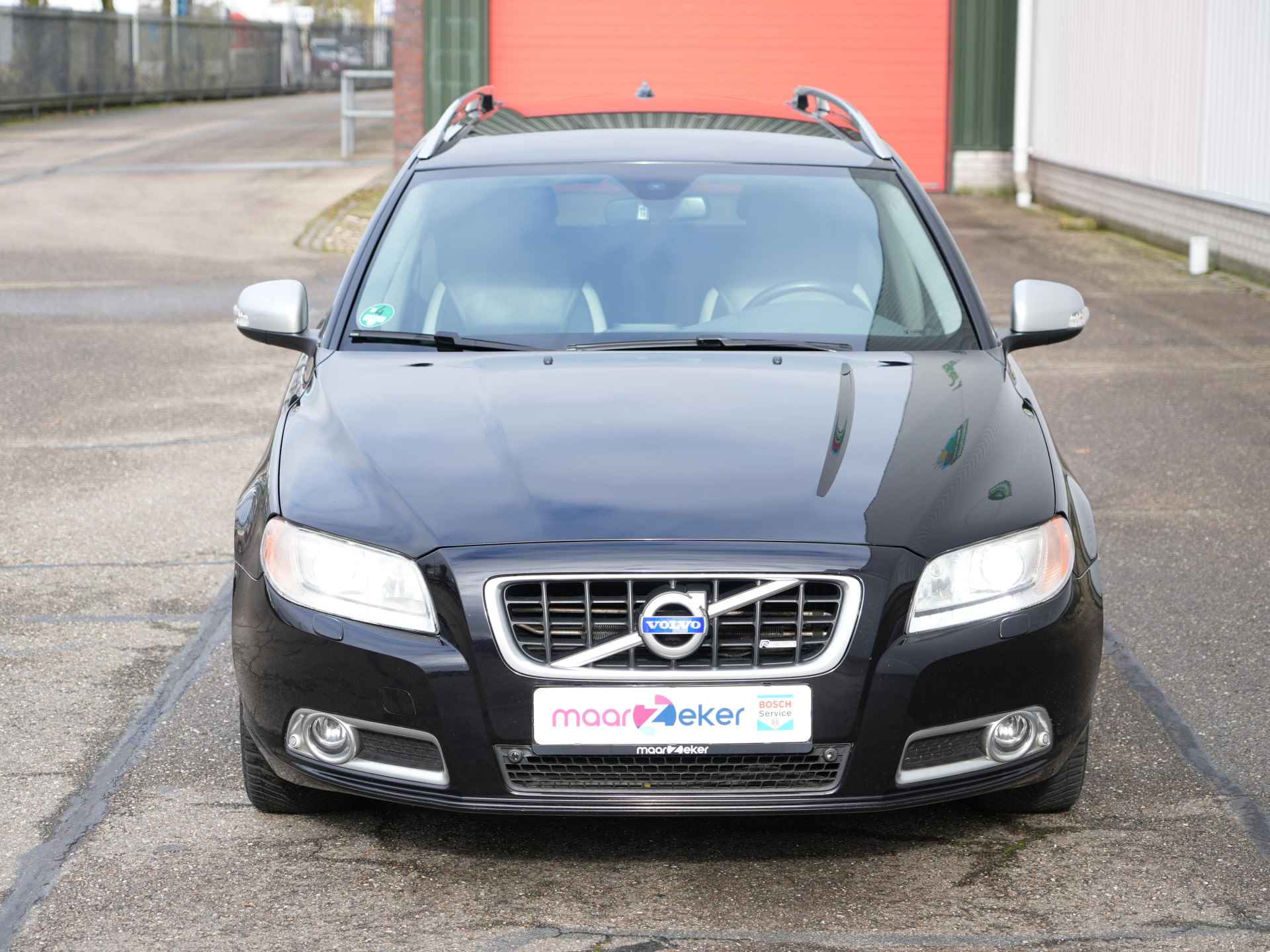 Volvo V70 2.0T R-Edition Electr. Achterklep | Stoelverwarming | Lederen Bekleding | Navi | Parkeersensoren | - 13/35