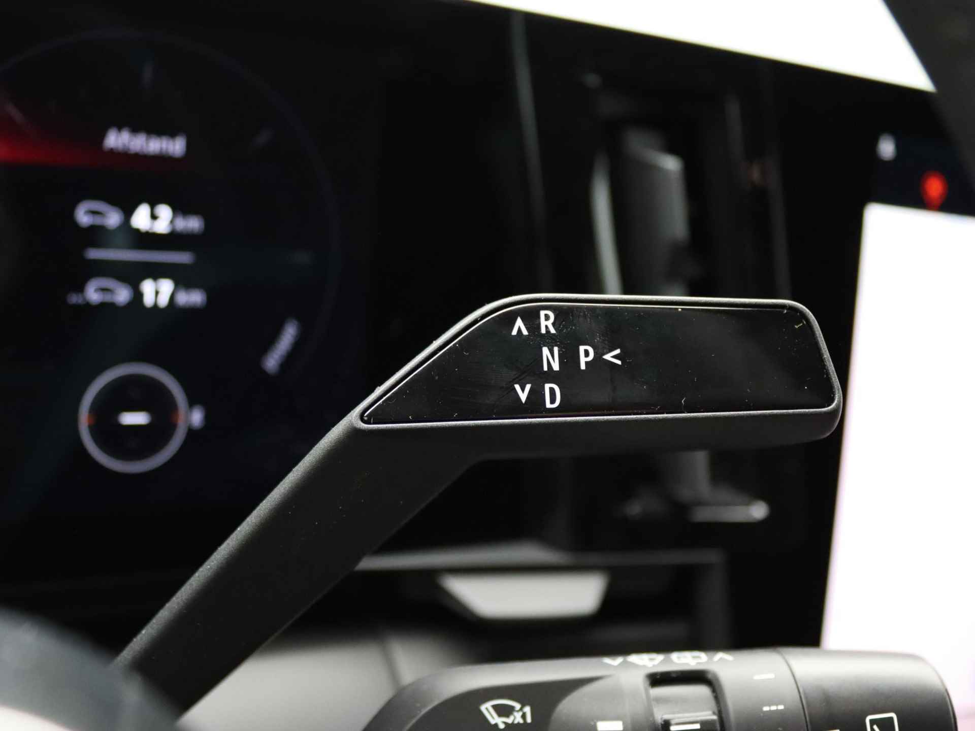 Renault Megane E-Tech EV60 Optimum Charge Iconic | Harmen Kardon | Lederen bekleding | 360 graden camera | Stoel- en stuurwielverwarming | - 19/51