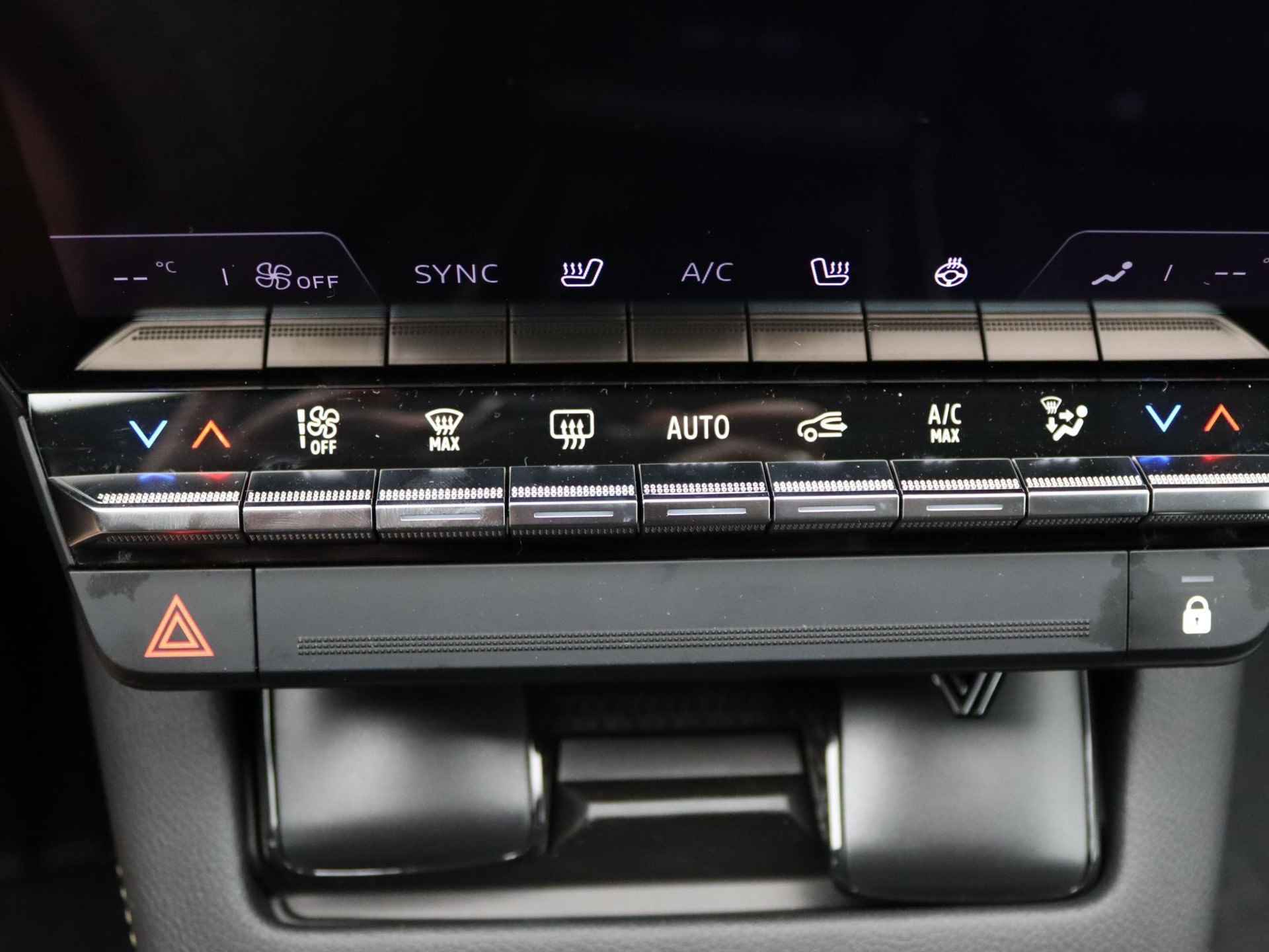 Renault Megane E-Tech EV60 Optimum Charge Iconic | Harmen Kardon | Lederen bekleding | 360 graden camera | Stoel- en stuurwielverwarming | - 36/51