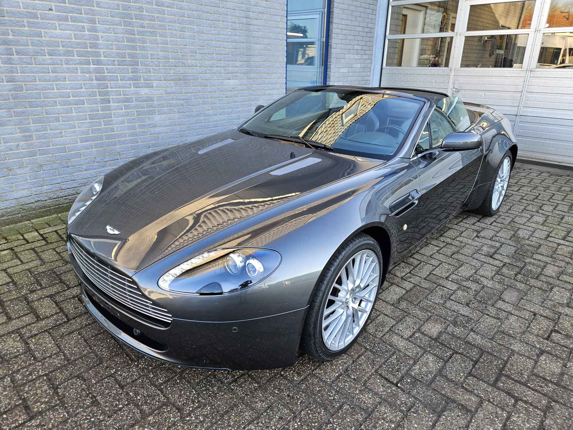 Aston Martin V8 Vantage Roadster 4.7 V8 Sportshift - 7/33