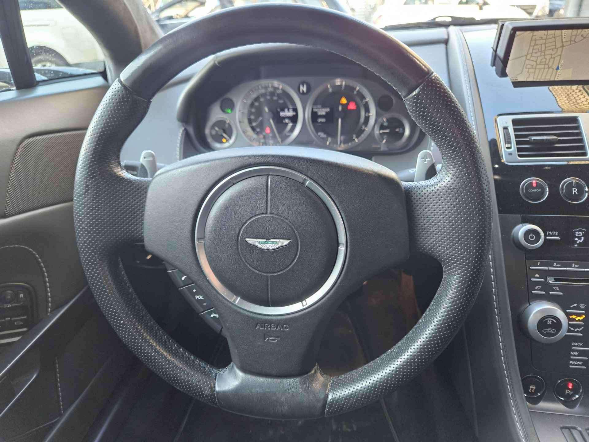 Aston Martin V8 Vantage Roadster 4.7 V8 Sportshift - 13/33