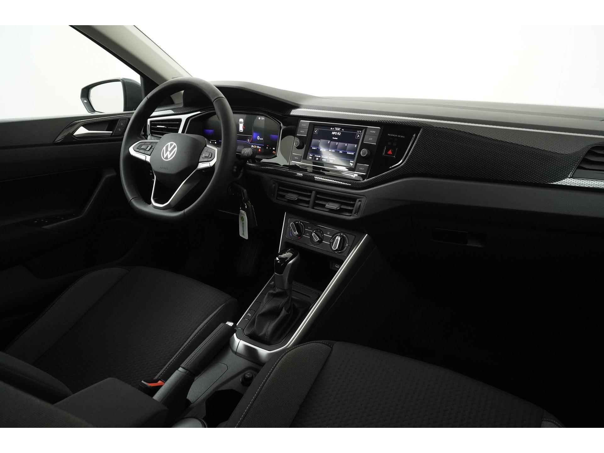 Volkswagen Polo 1.0 TSI Life DSG | Digital Cockpit | LED | Apple Carplay | Camera | 16" Zondag Open! - 2/43