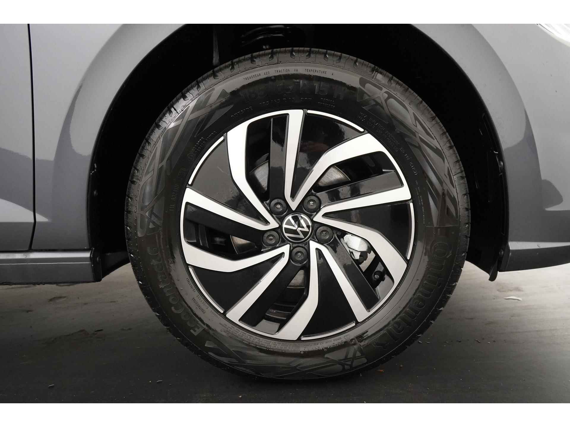 Volkswagen Polo 1.0 TSI Life DSG | Digital Cockpit | LED | Apple Carplay | Camera | 16" Zondag Open! - 32/43