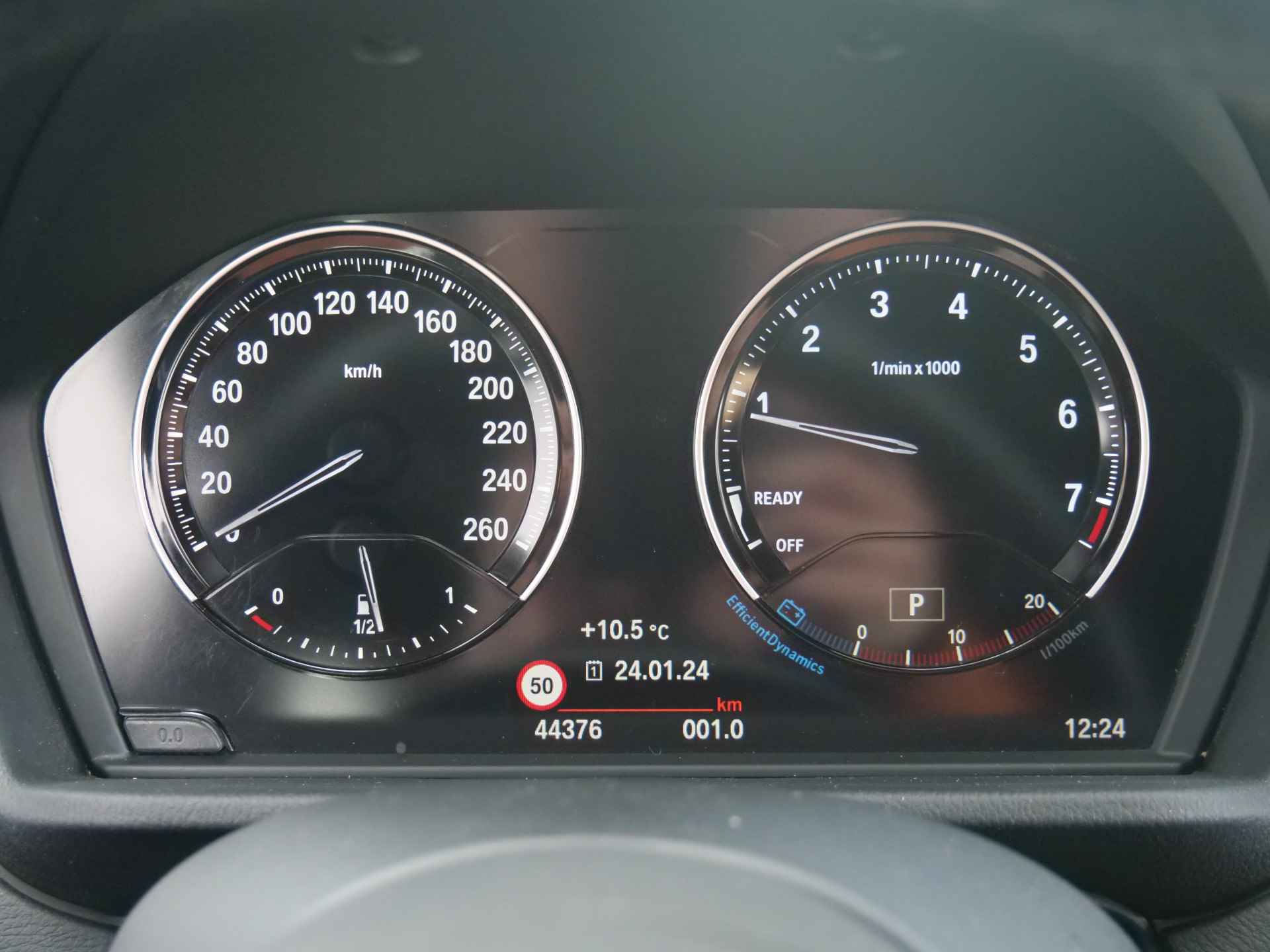 BMW X2 sDrive20i 192pk High Executive Automaat M-pakket LED / Head-up display / 19 Inch / Camera - 18/47