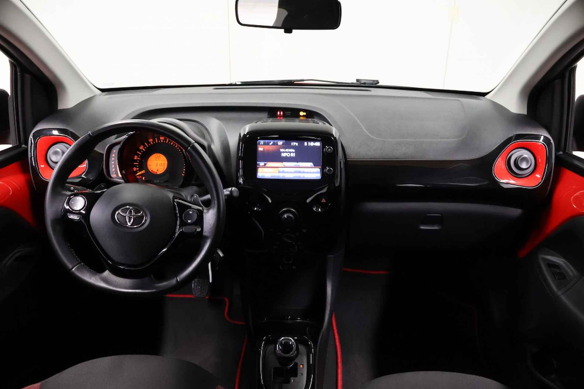 Toyota Aygo 1.0 VVT-i x-cite - 3/29